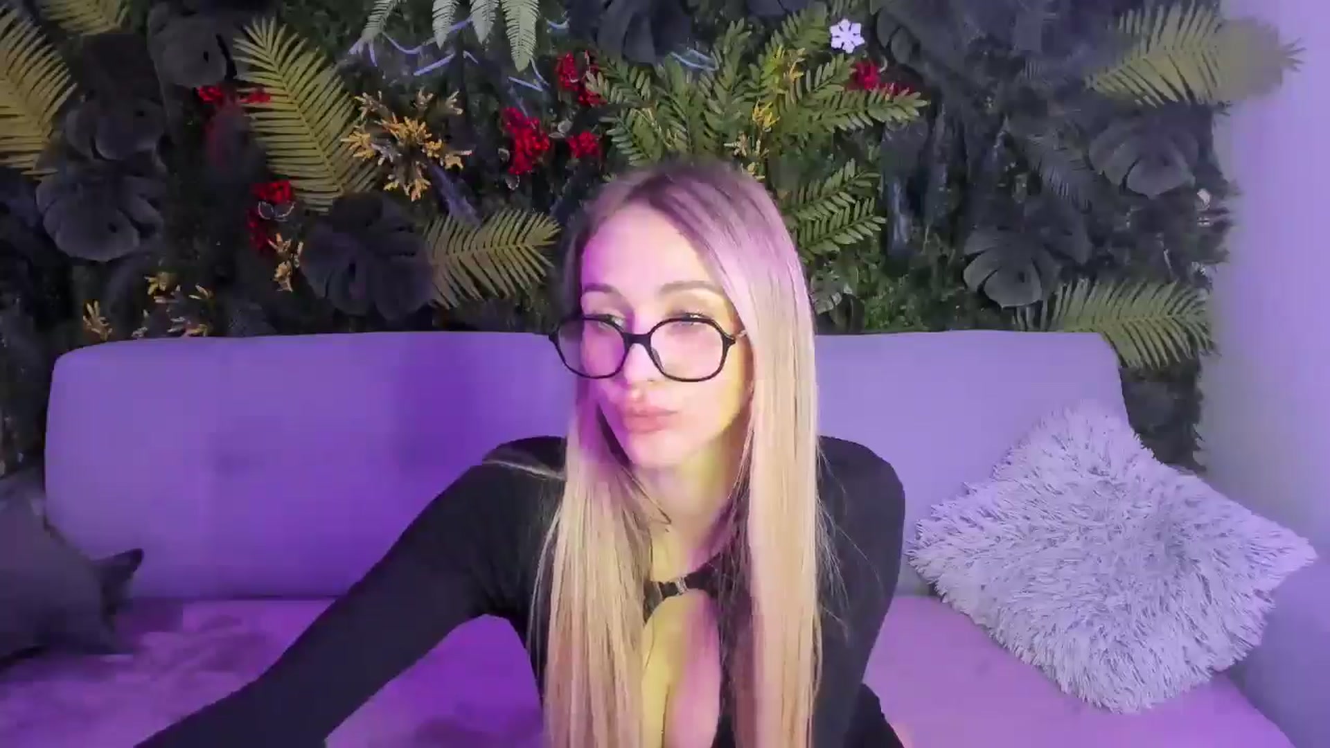 Gallery image thumbnail from Horny_Blond's myfreecams stream on, 02/27/2026, 11:30 image 4 of 20
