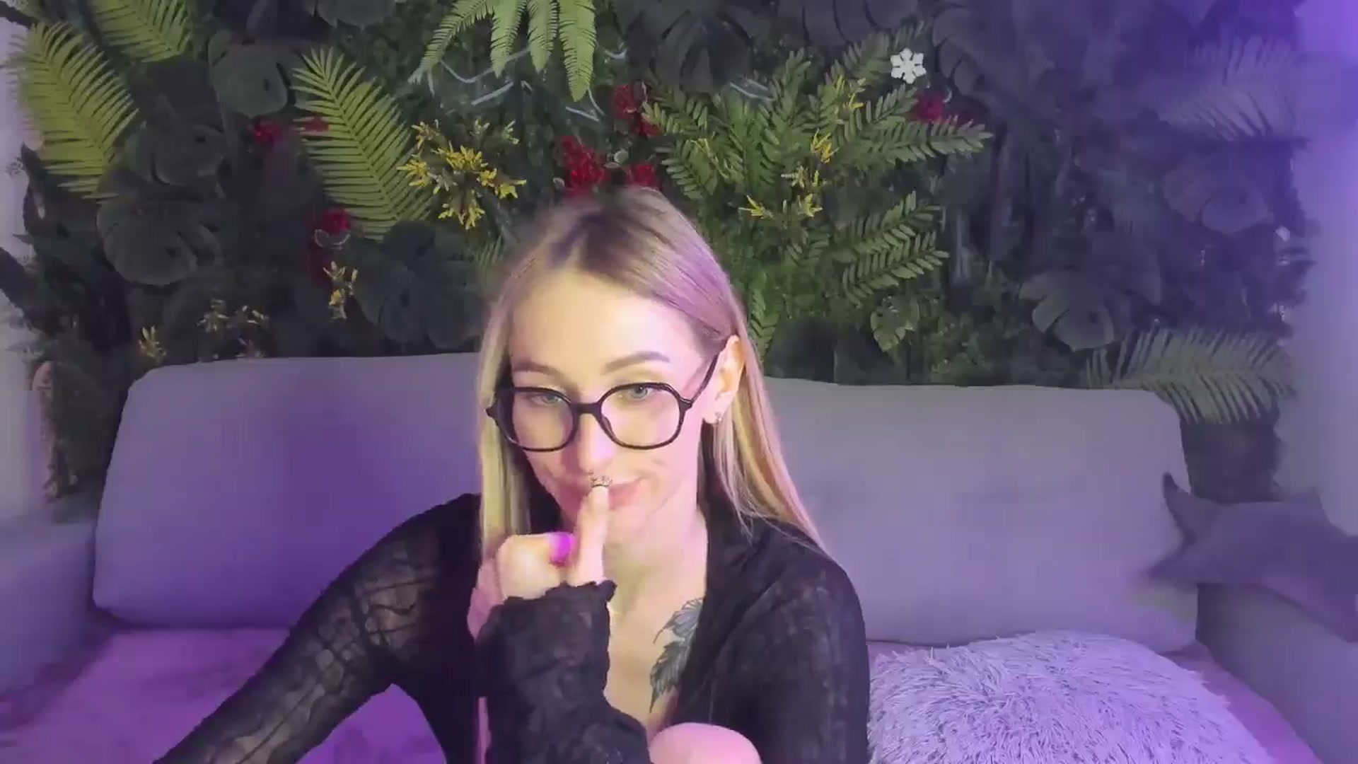 Gallery image thumbnail from Horny_Blond's myfreecams stream on, 03/02/2026, 10:25 image 2 of 20