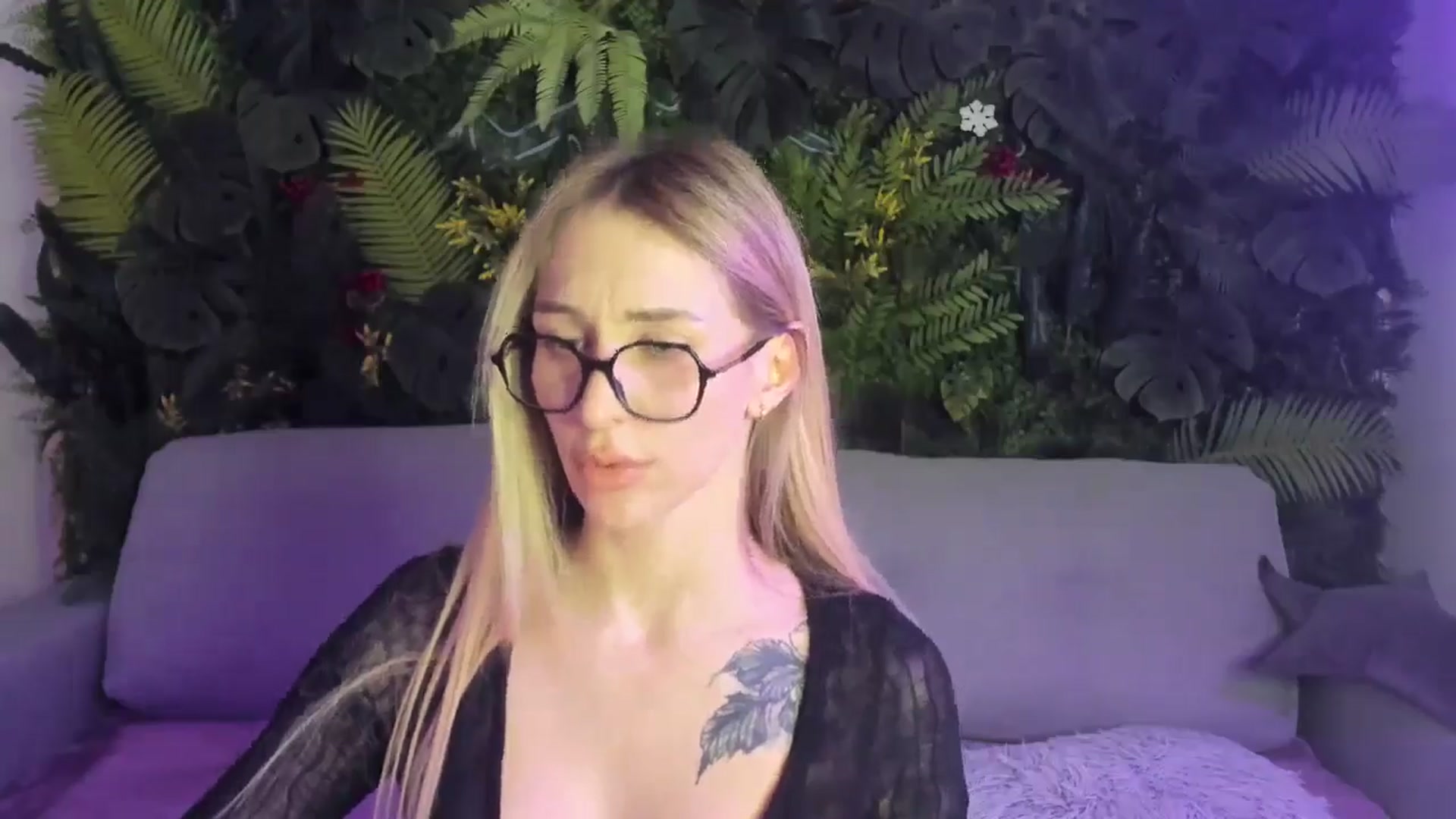 Gallery image thumbnail from Horny_Blond's myfreecams stream on, 03/02/2026, 10:25 image 9 of 20