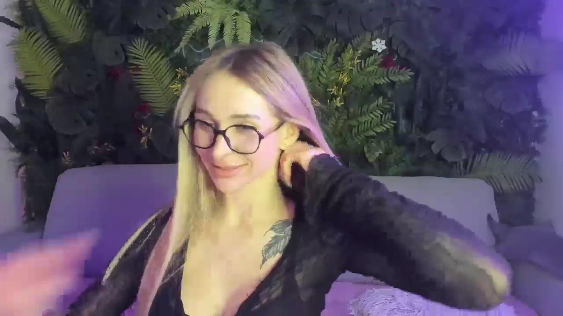 Gallery image thumbnail from Horny_Blond's myfreecams stream on, 03/02/2026, 10:25 image 6 of 20