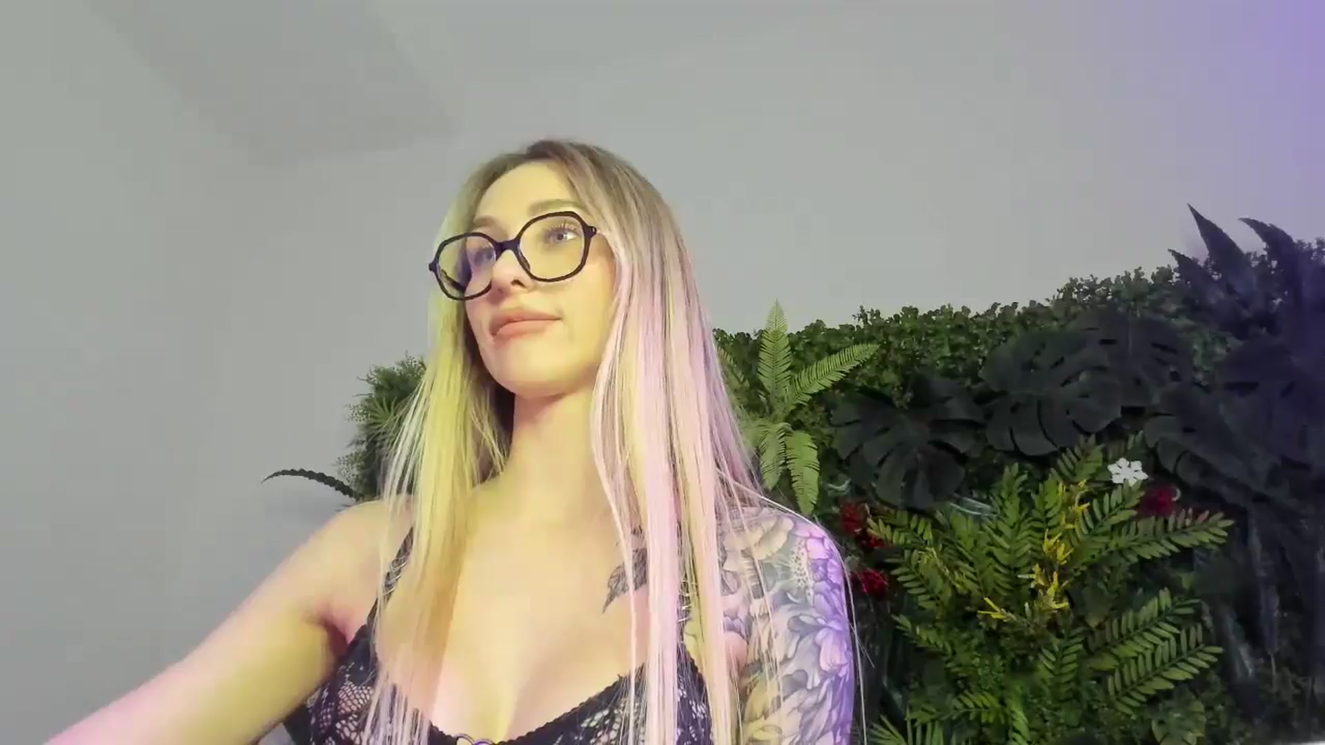Gallery image thumbnail from Horny_Blond's myfreecams stream on, 03/04/2026, 13:25 image 19 of 20