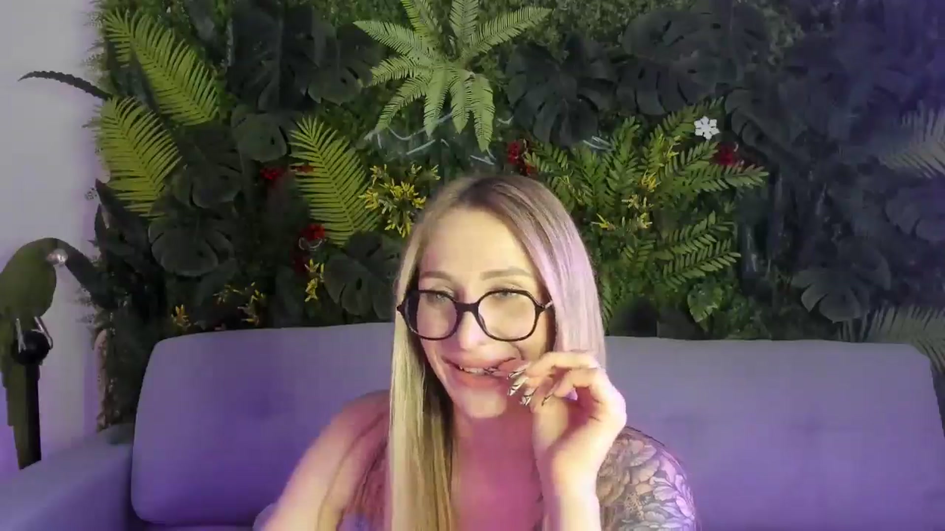Gallery image thumbnail from Horny_Blond's myfreecams stream on, 03/04/2026, 14:24 image 16 of 20