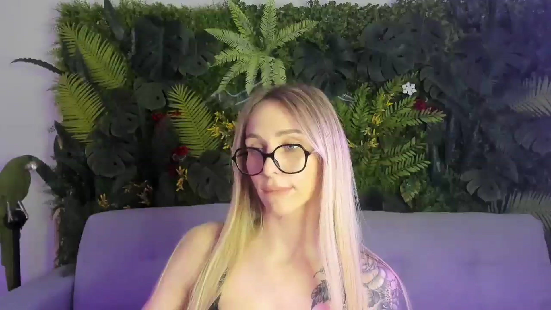 Gallery image thumbnail from Horny_Blond's myfreecams stream on, 03/04/2026, 14:49 image 17 of 20