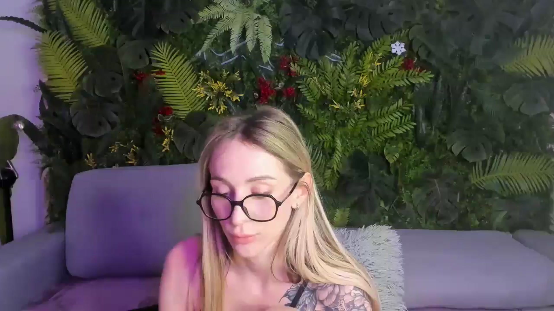 Gallery image thumbnail from Horny_Blond's myfreecams stream on, 03/07/2026, 14:23 image 18 of 20