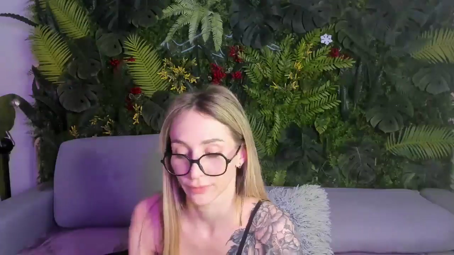 Gallery image thumbnail from Horny_Blond's myfreecams stream on, 03/07/2026, 14:23 image 15 of 20
