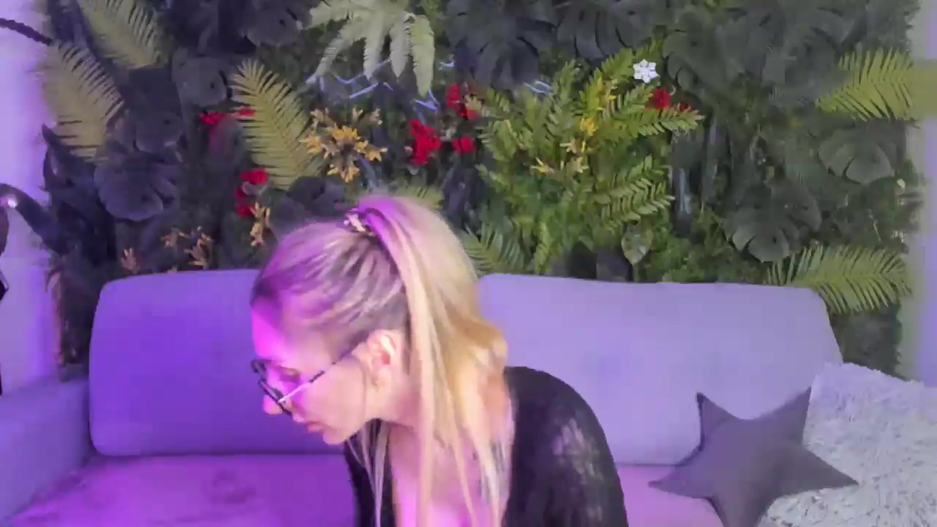 Gallery image thumbnail from Horny_Blond's myfreecams stream on, 03/08/2026, 11:32 image 7 of 20