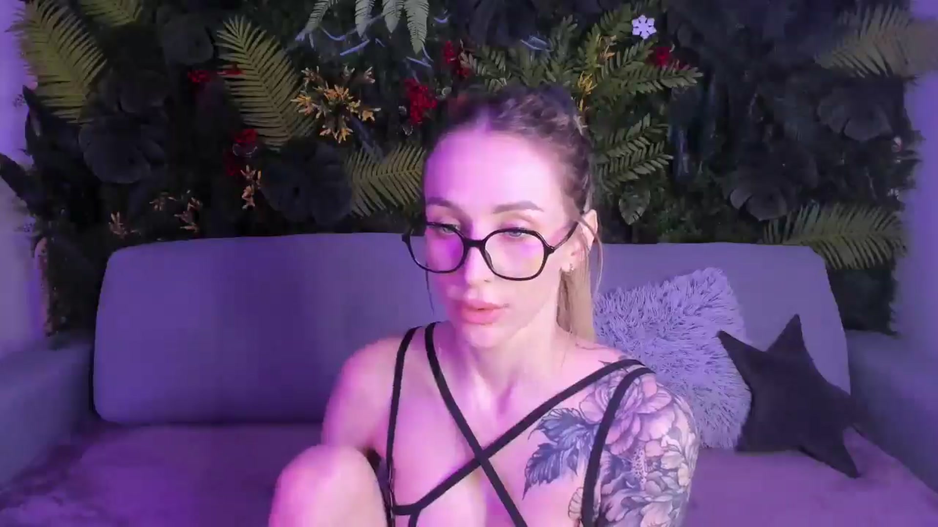 Gallery image thumbnail from Horny_Blond's myfreecams stream on, 03/10/2026, 09:47 image 9 of 20