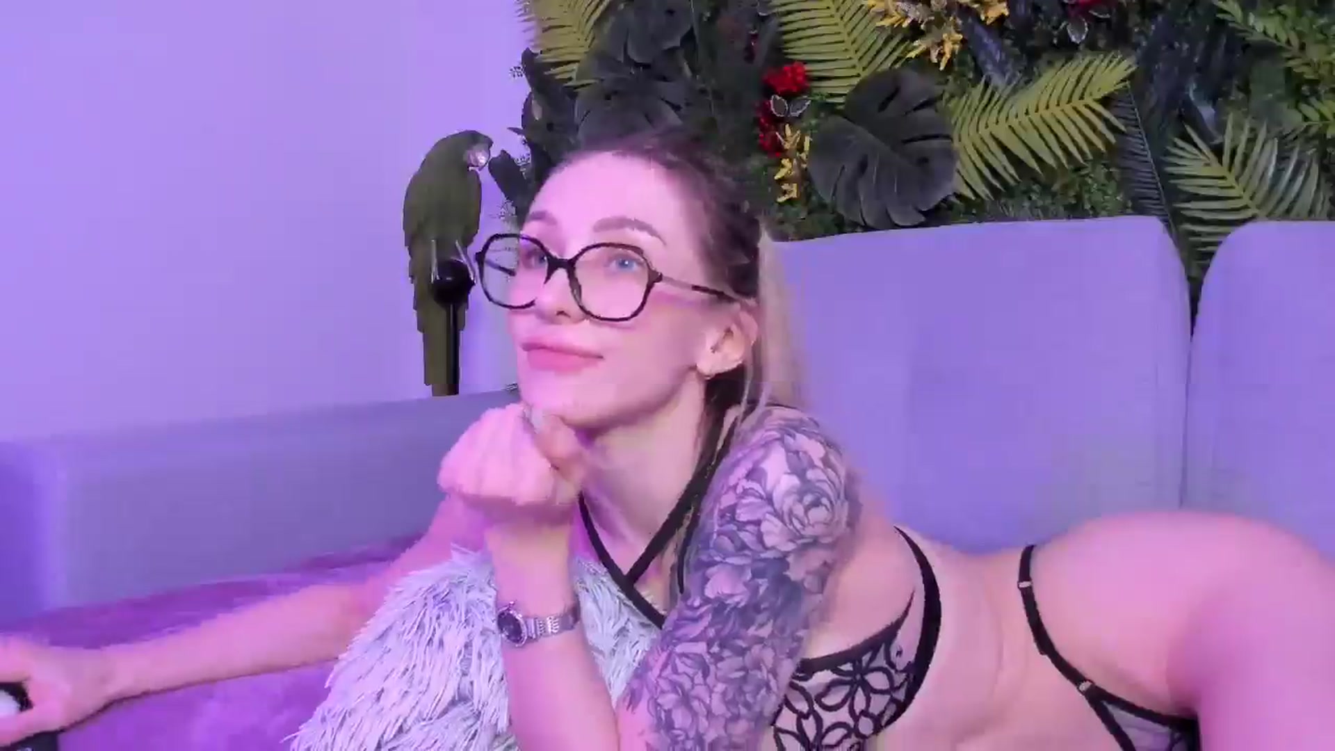 Gallery image thumbnail from Horny_Blond's myfreecams stream on, 03/10/2026, 12:04 image 17 of 20