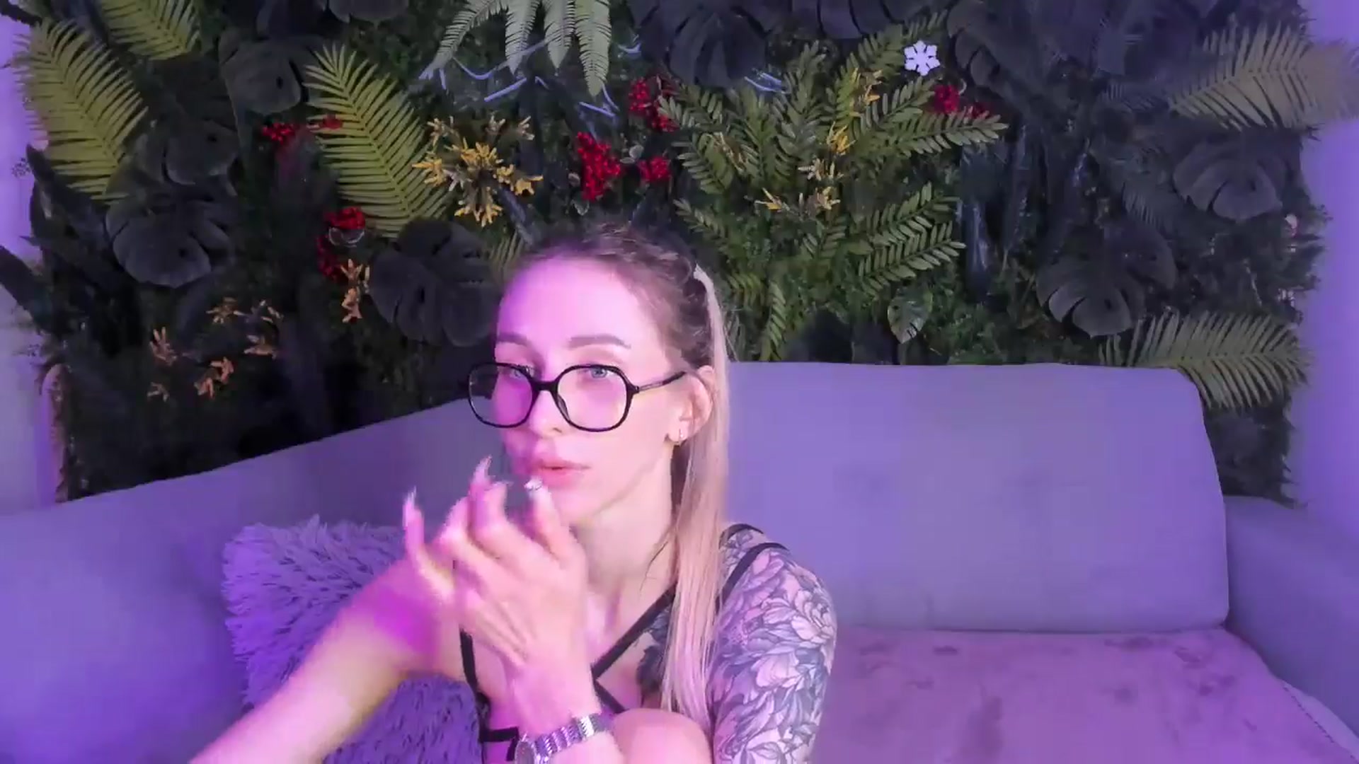 Gallery image thumbnail from Horny_Blond's myfreecams stream on, 03/10/2026, 12:43 image 5 of 20