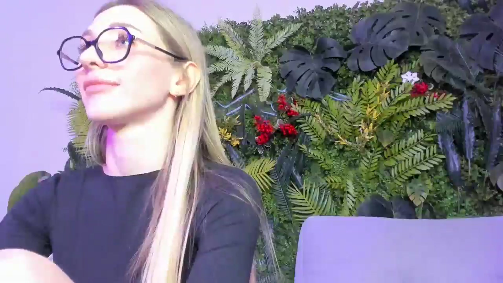 Gallery image thumbnail from Horny_Blond's myfreecams stream on, 03/12/2026, 10:49 image 19 of 20