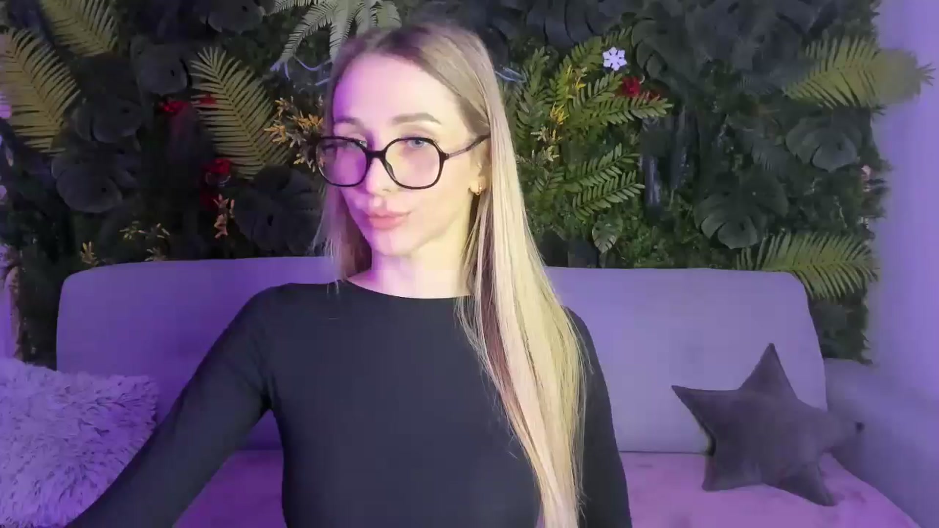 Gallery image thumbnail from Horny_Blond's myfreecams stream on, 03/12/2026, 10:49 image 6 of 20
