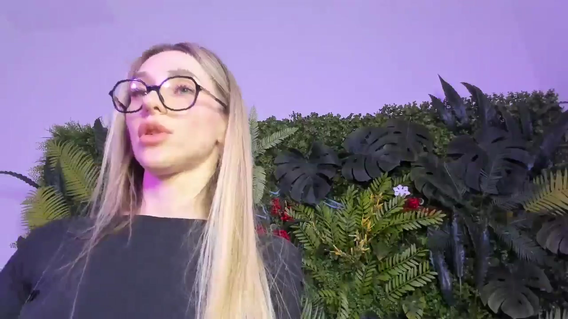 Gallery image thumbnail from Horny_Blond's myfreecams stream on, 03/12/2026, 12:44 image 6 of 20