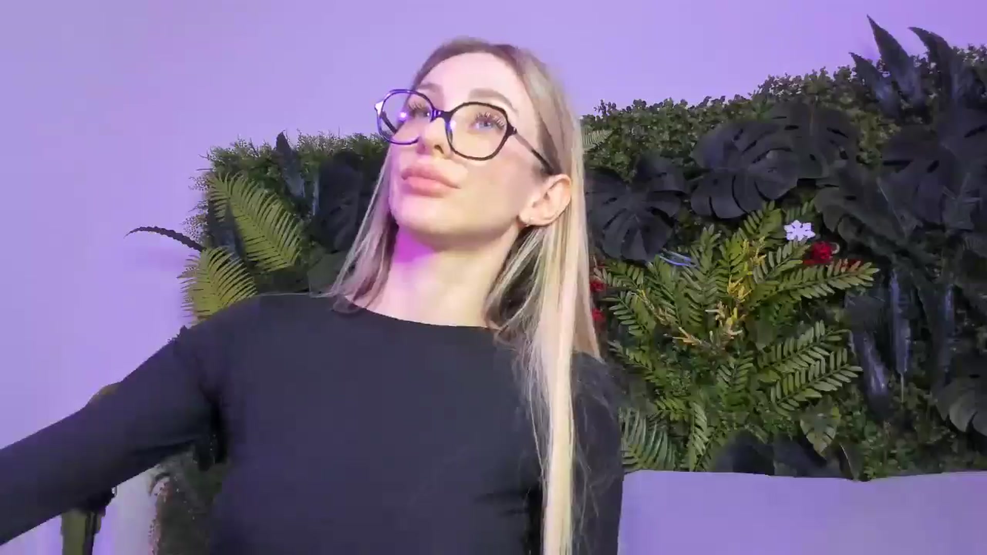 Gallery image thumbnail from Horny_Blond's myfreecams stream on, 03/12/2026, 12:44 image 19 of 20