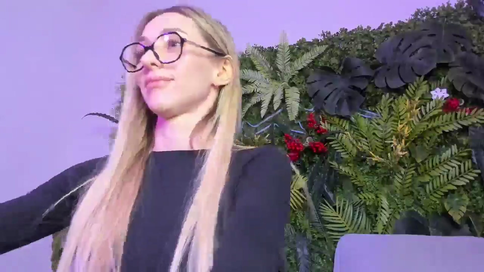 Gallery image thumbnail from Horny_Blond's myfreecams stream on, 03/12/2026, 13:33 image 18 of 20
