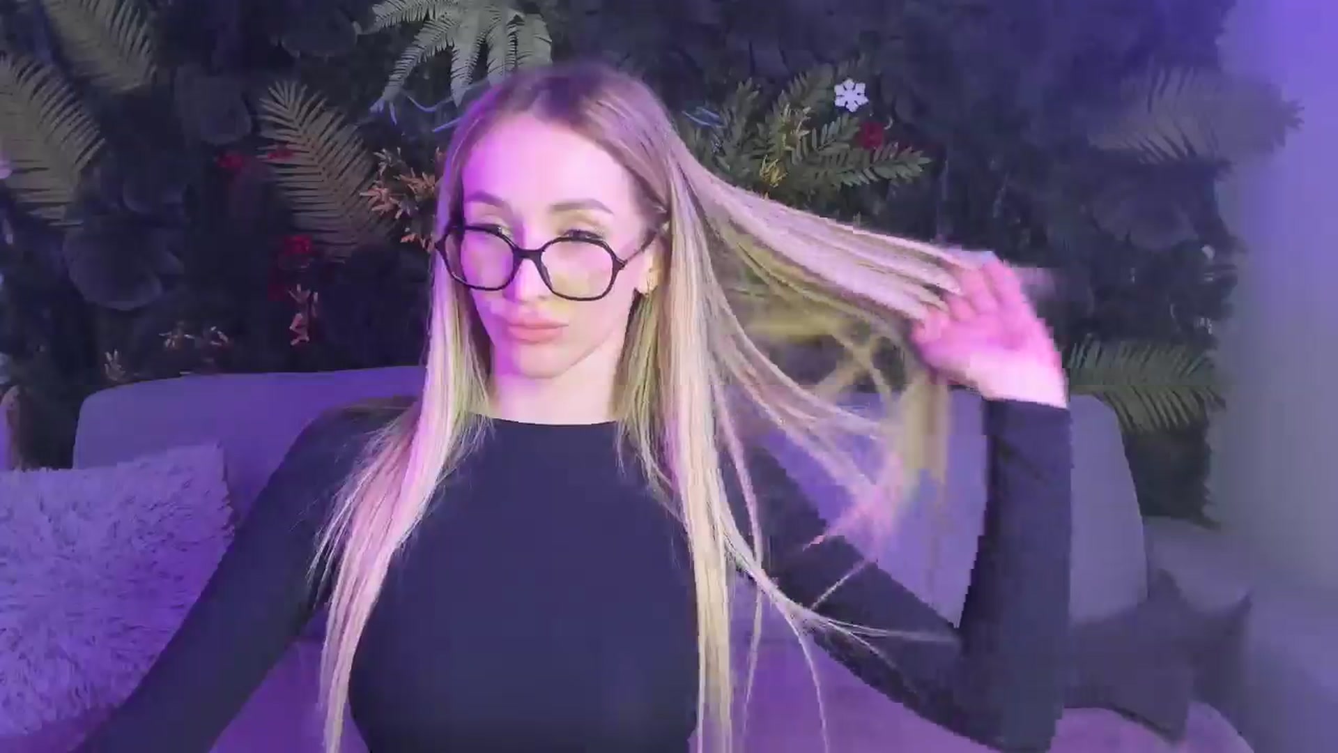 Gallery image thumbnail from Horny_Blond's myfreecams stream on, 03/13/2026, 10:14 image 17 of 20