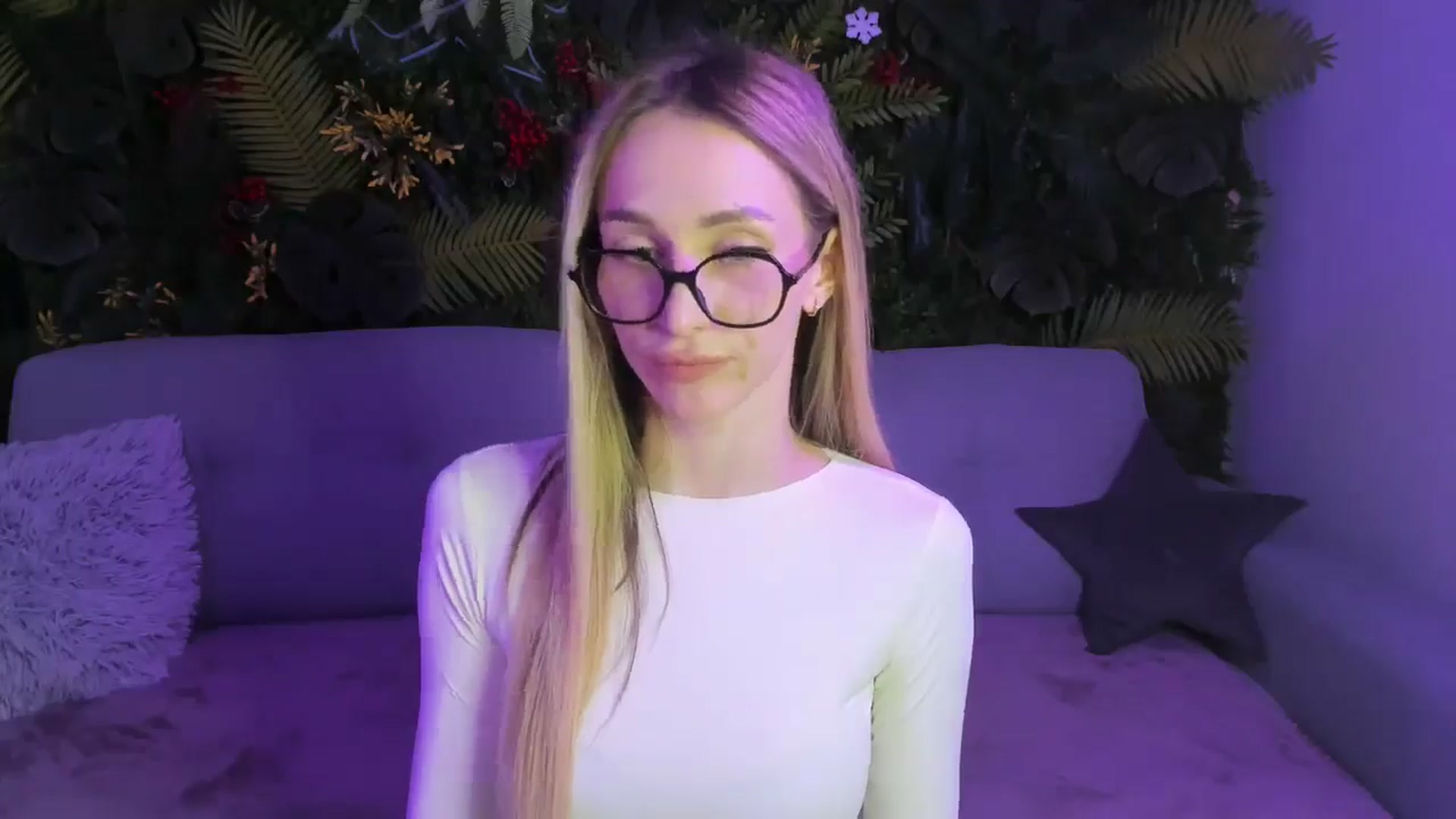 Gallery image thumbnail from Horny_Blond's myfreecams stream on, 03/14/2026, 09:32 image 8 of 20
