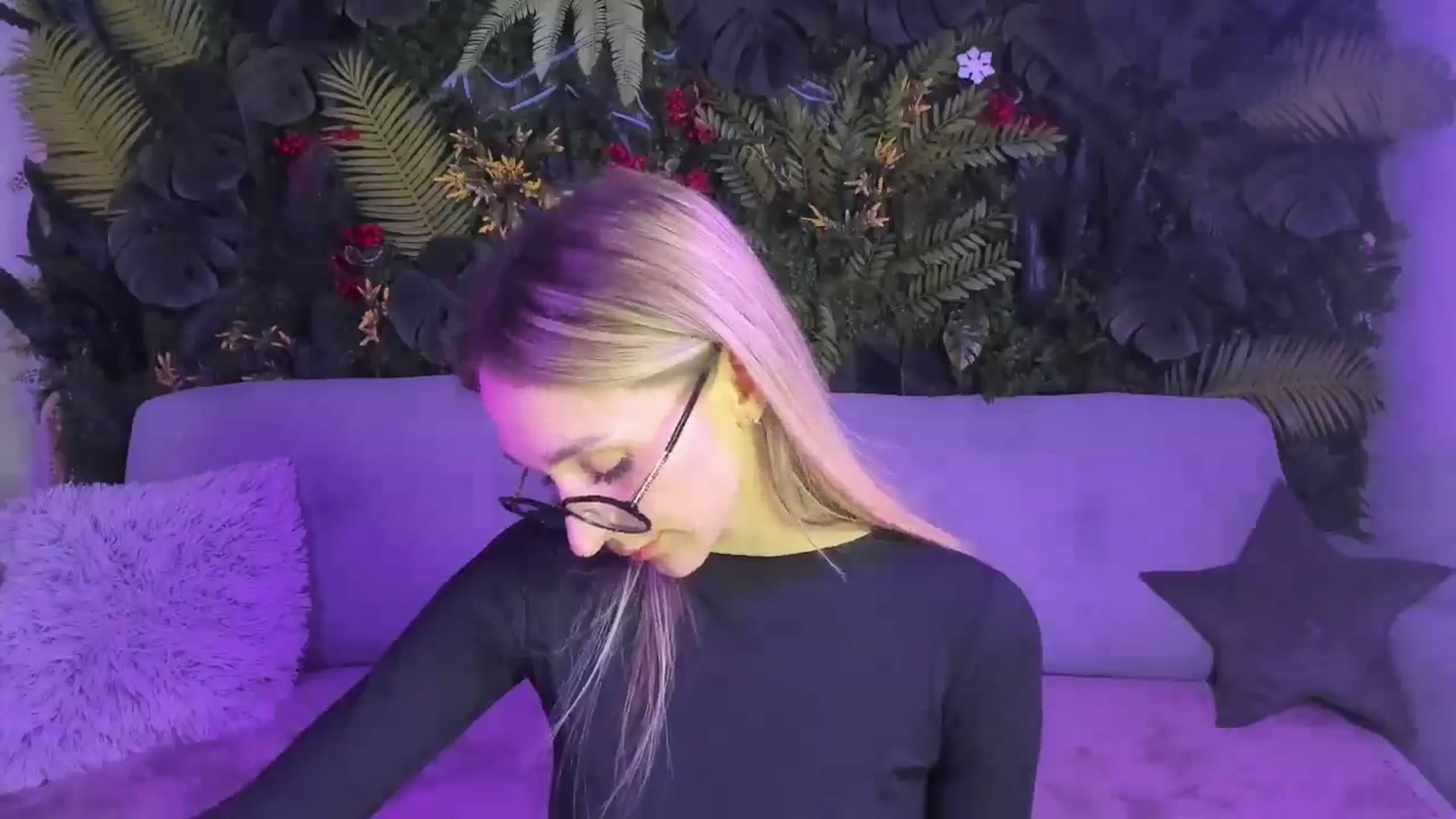 Gallery image thumbnail from Horny_Blond's myfreecams stream on, 03/15/2026, 10:20 image 19 of 20