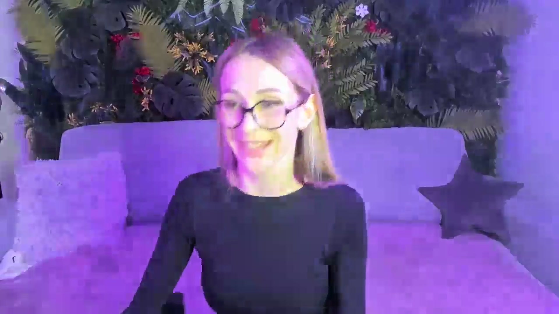 Gallery image thumbnail from Horny_Blond's myfreecams stream on, 03/15/2026, 12:11 image 17 of 20