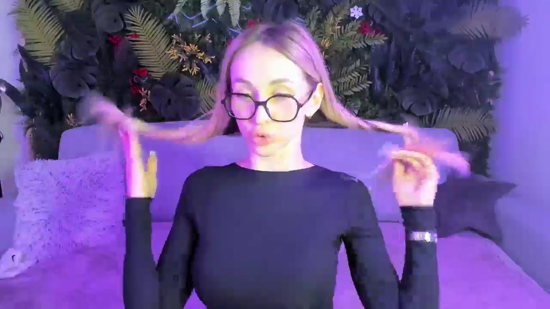 Gallery image thumbnail from Horny_Blond's myfreecams stream on, 03/15/2026, 12:11 image 14 of 20