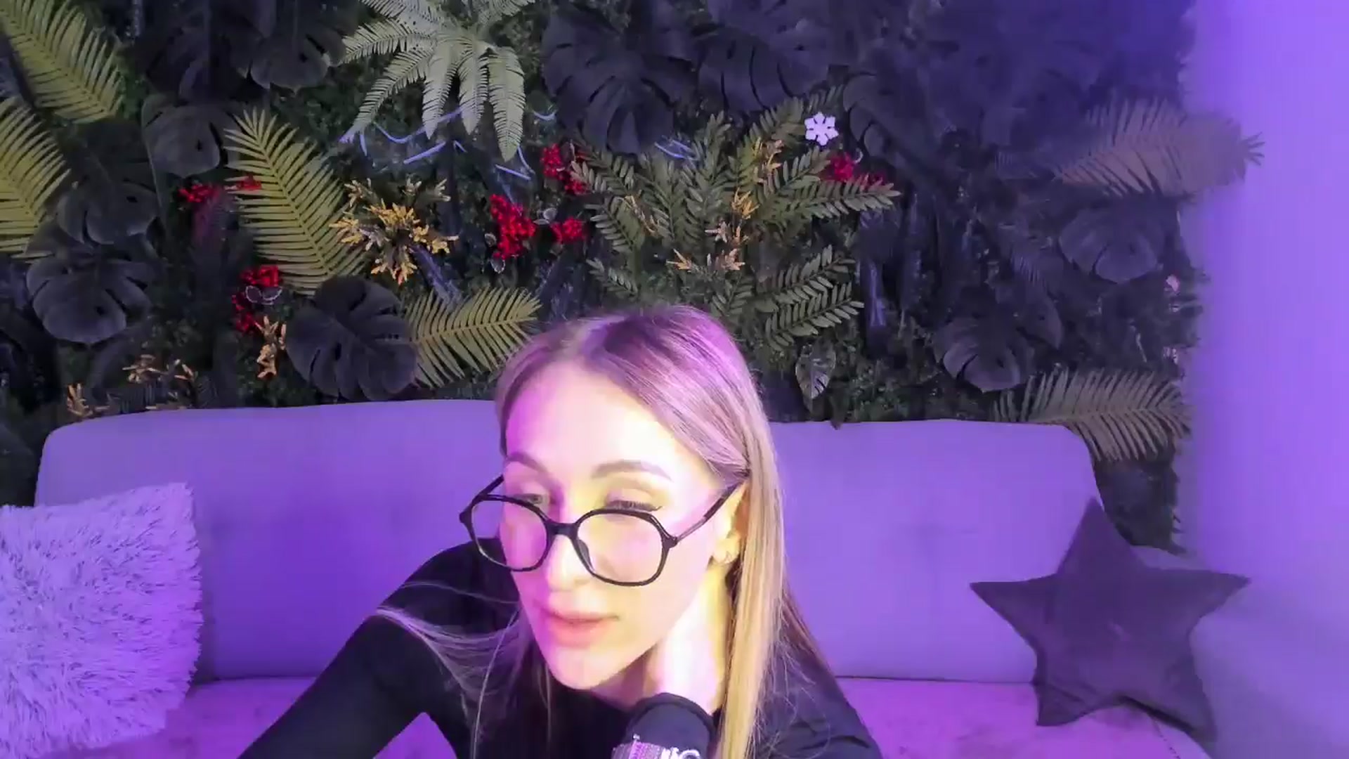 Gallery image thumbnail from Horny_Blond's myfreecams stream on, 03/15/2026, 14:58 image 13 of 20