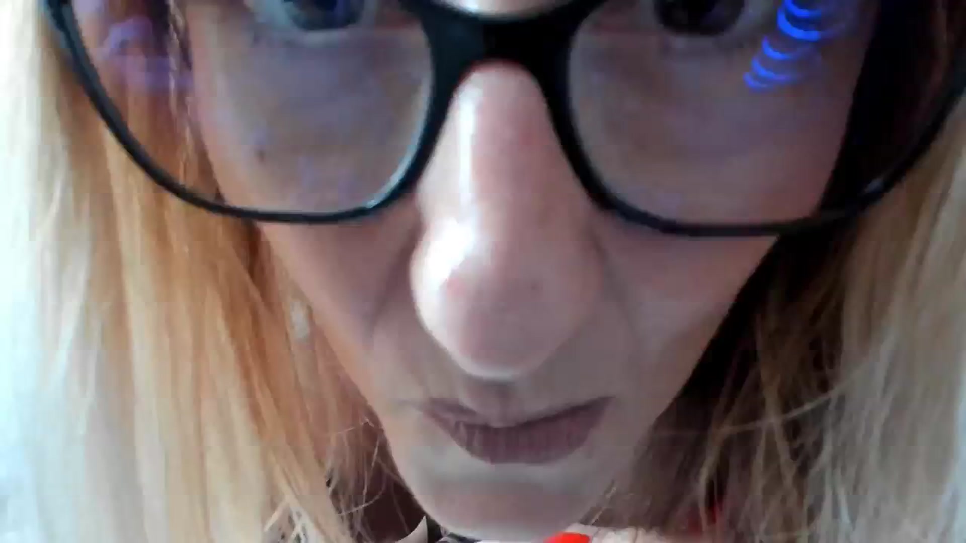 Gallery image thumbnail from Hornyashell_x's myfreecams stream on, 03/29/2025, 13:49 image 6 of 20