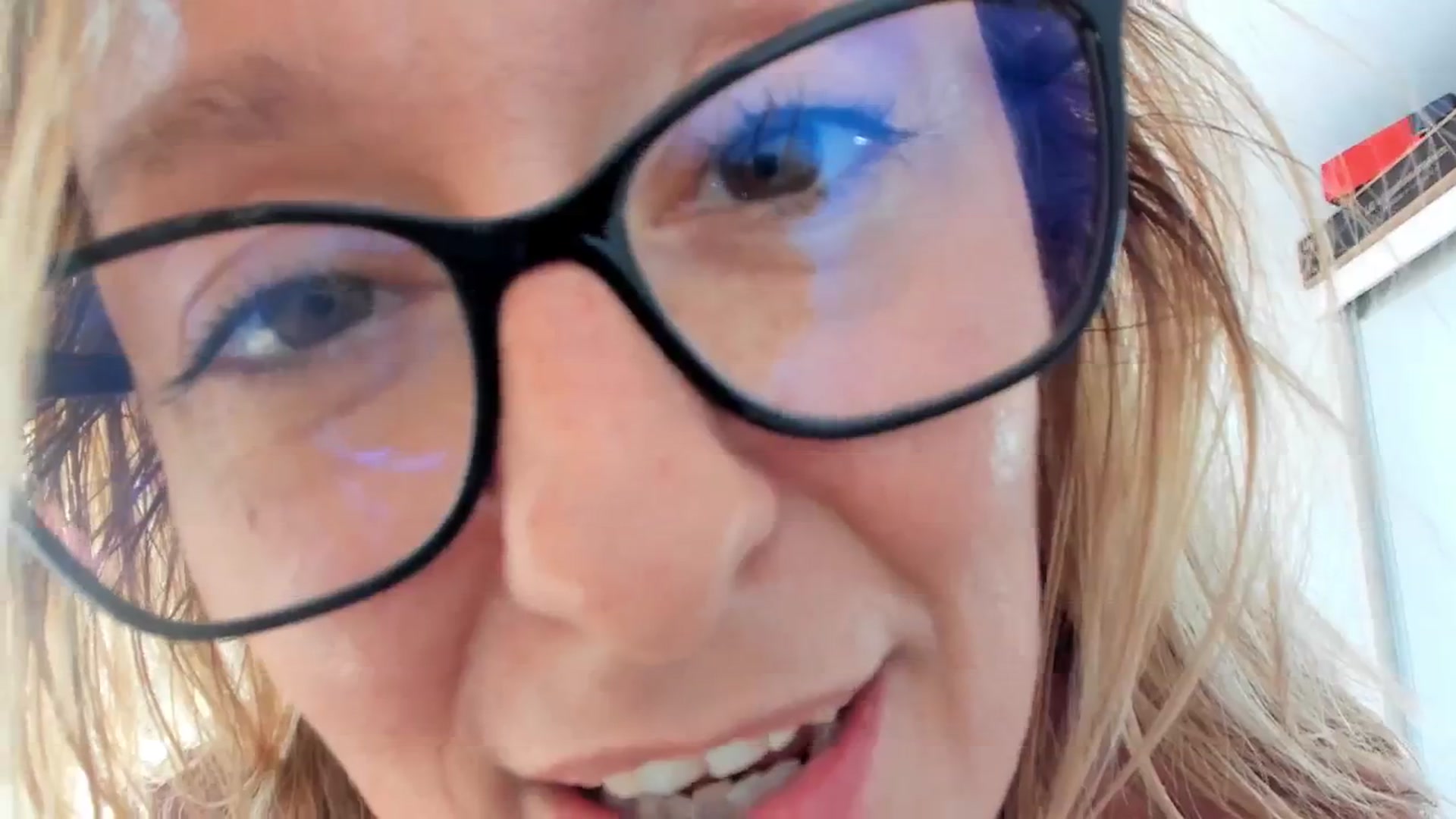 Gallery image thumbnail from Hornyashell_x's myfreecams stream on, 07/13/2025, 13:04 image 18 of 20