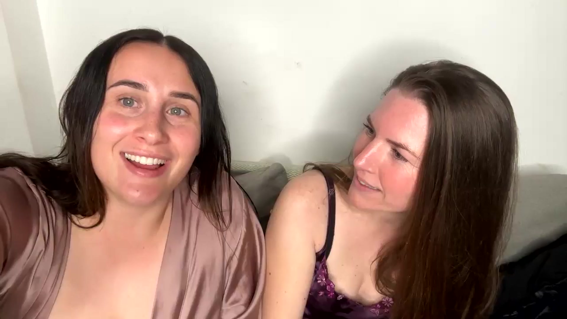 Gallery image thumbnail from Hornyharriet1's myfreecams stream on, 04/24/2024, 21:35 image 1 of 20