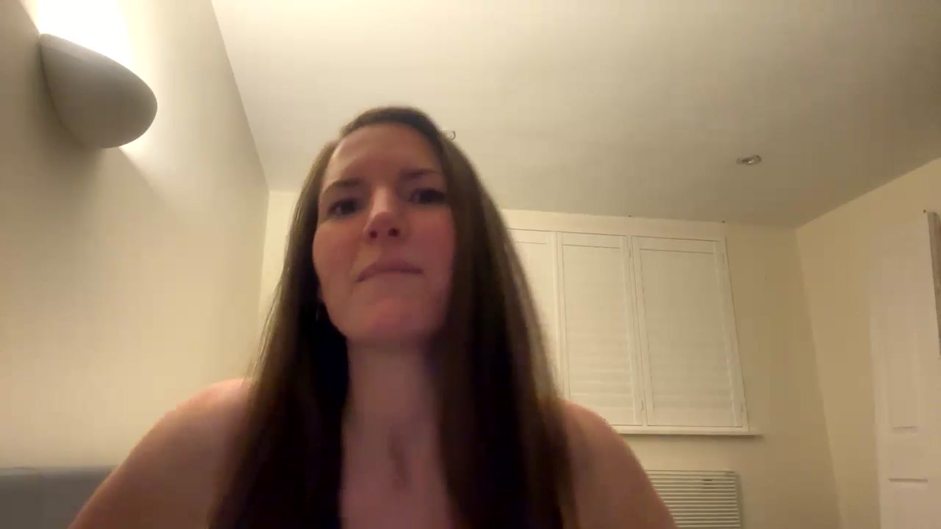 Gallery image thumbnail from Hornyharriet1's myfreecams stream on, 04/25/2024, 21:29 image 16 of 20