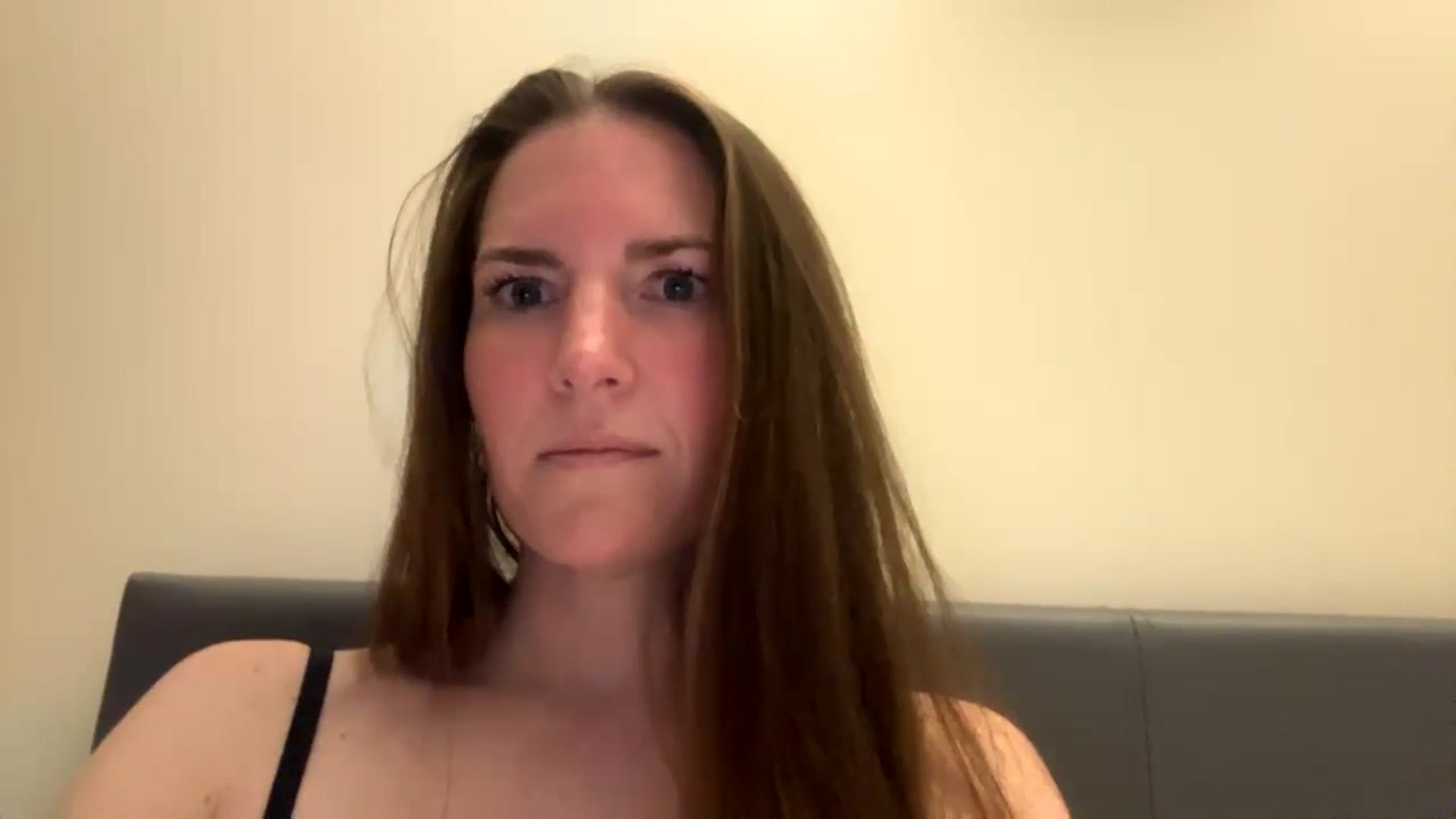 Gallery image thumbnail from Hornyharriet1's myfreecams stream on, 04/25/2024, 22:16 image 17 of 20