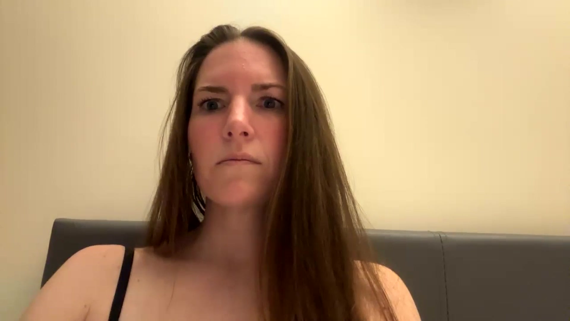 Gallery image thumbnail from Hornyharriet1's myfreecams stream on, 04/25/2024, 22:16 image 3 of 20