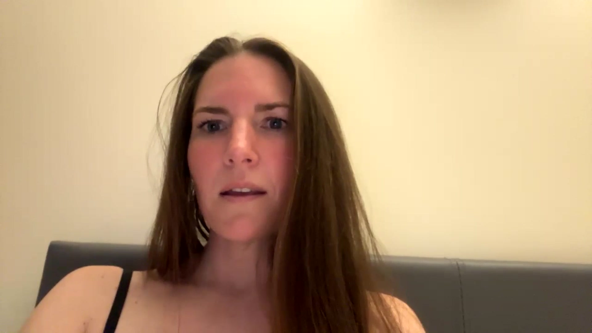Gallery image thumbnail from Hornyharriet1's myfreecams stream on, 04/25/2024, 22:16 image 14 of 20