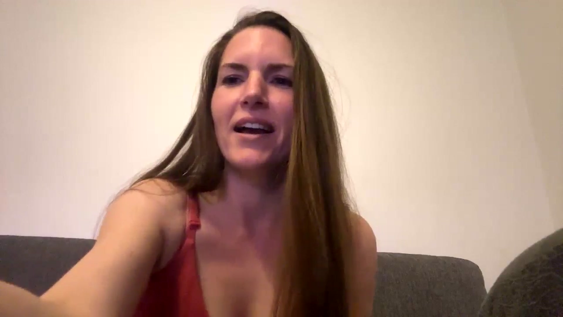 Gallery image thumbnail from Hornyharriet1's myfreecams stream on, 04/27/2024, 24:52 image 18 of 20