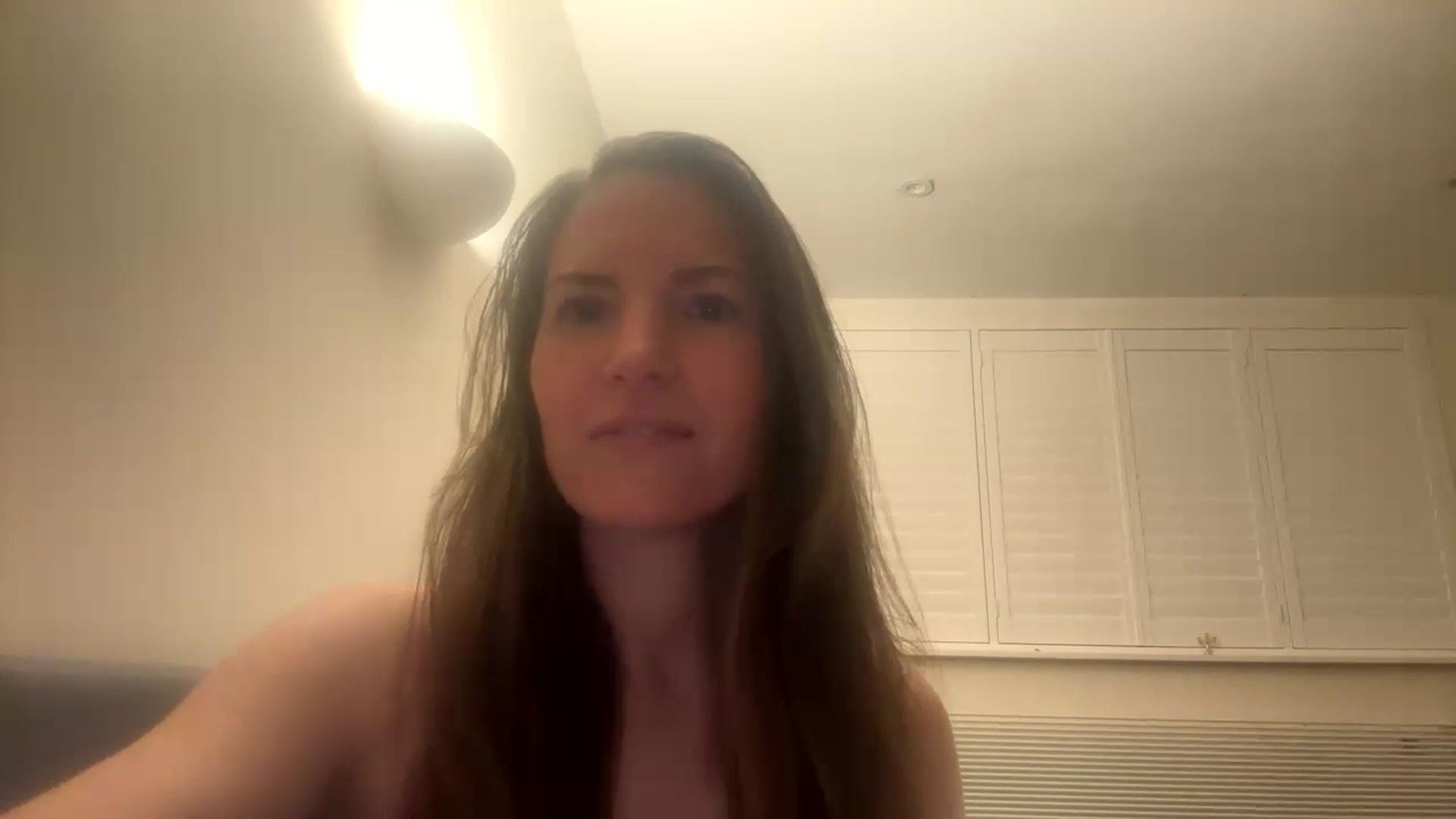 Gallery image thumbnail from Hornyharriet1's myfreecams stream on, 04/28/2024, 24:01 image 10 of 20