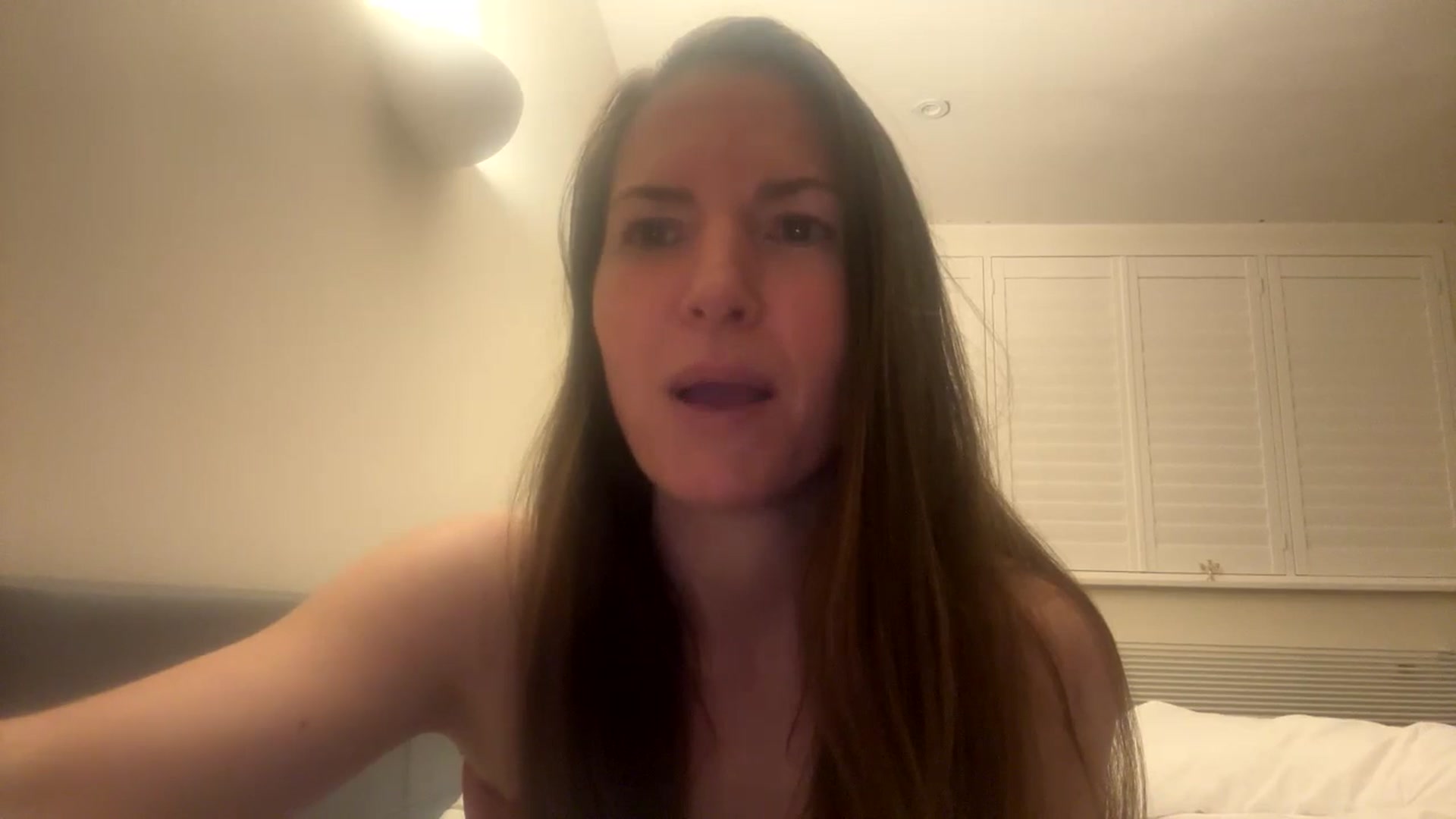 Gallery image thumbnail from Hornyharriet1's myfreecams stream on, 04/28/2024, 24:01 image 20 of 20