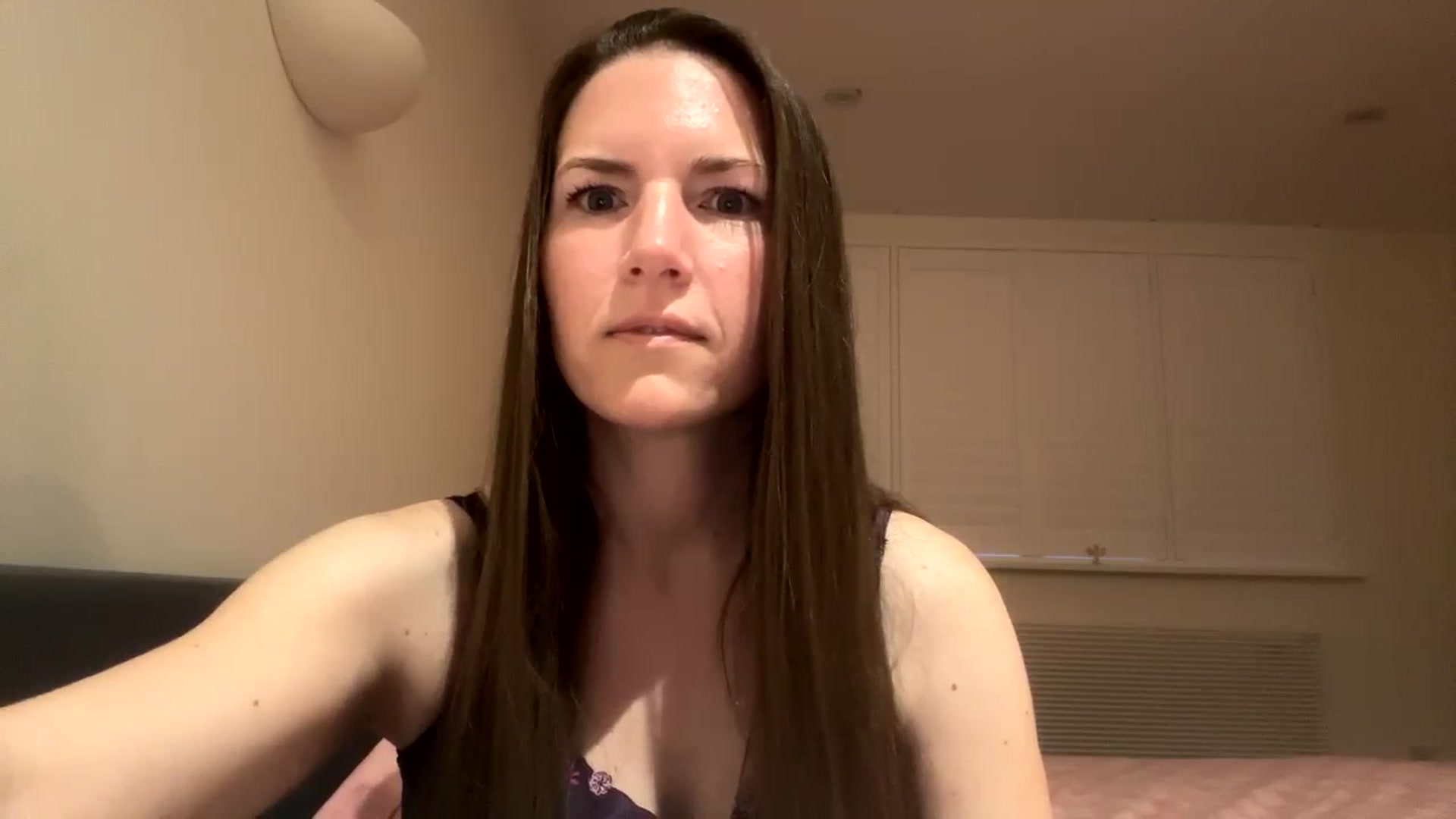 Gallery image thumbnail from Hornyharriet1's myfreecams stream on, 05/02/2024, 05:02 image 5 of 20