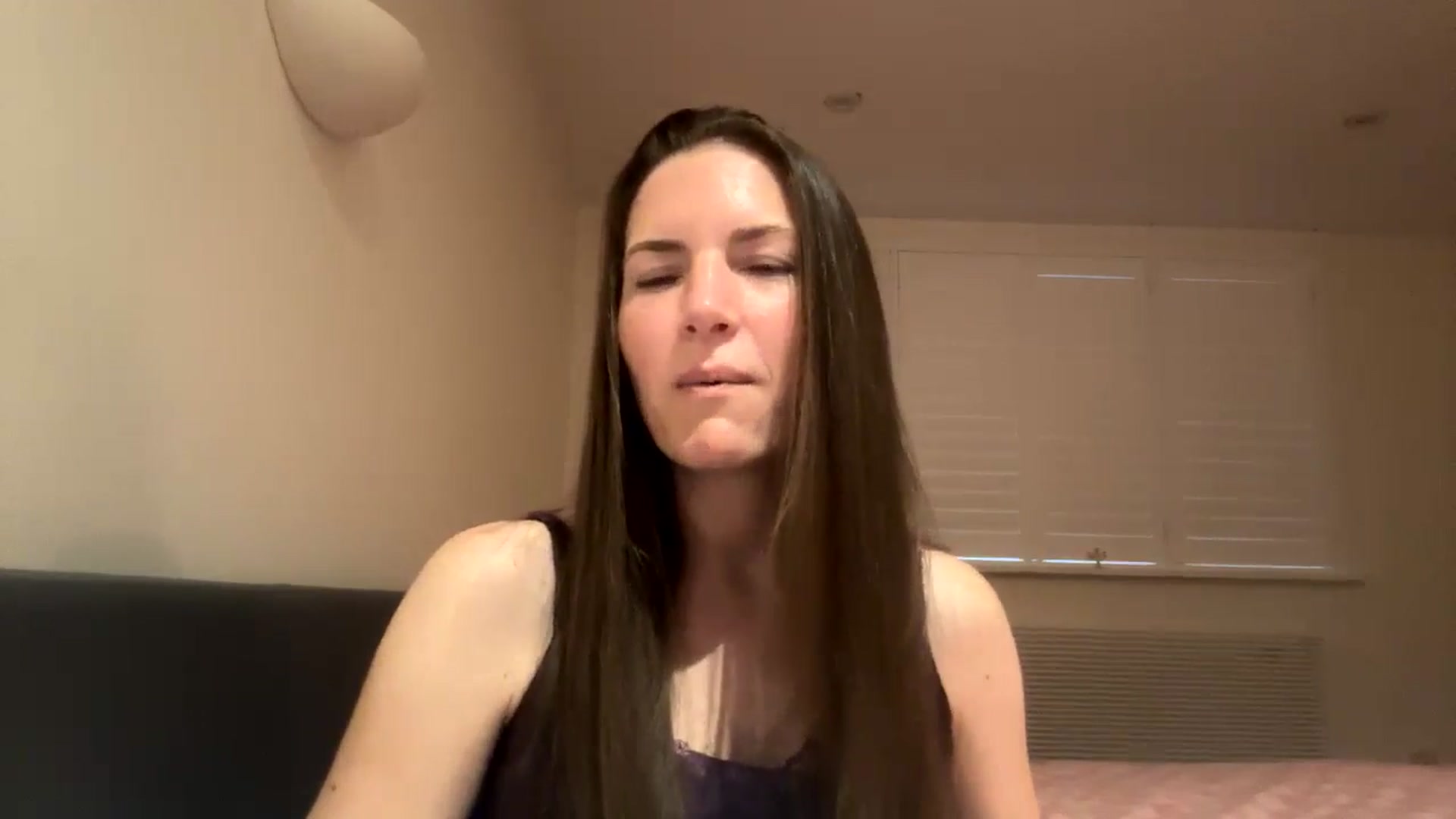 Gallery image thumbnail from Hornyharriet1's myfreecams stream on, 05/02/2024, 05:02 image 20 of 20