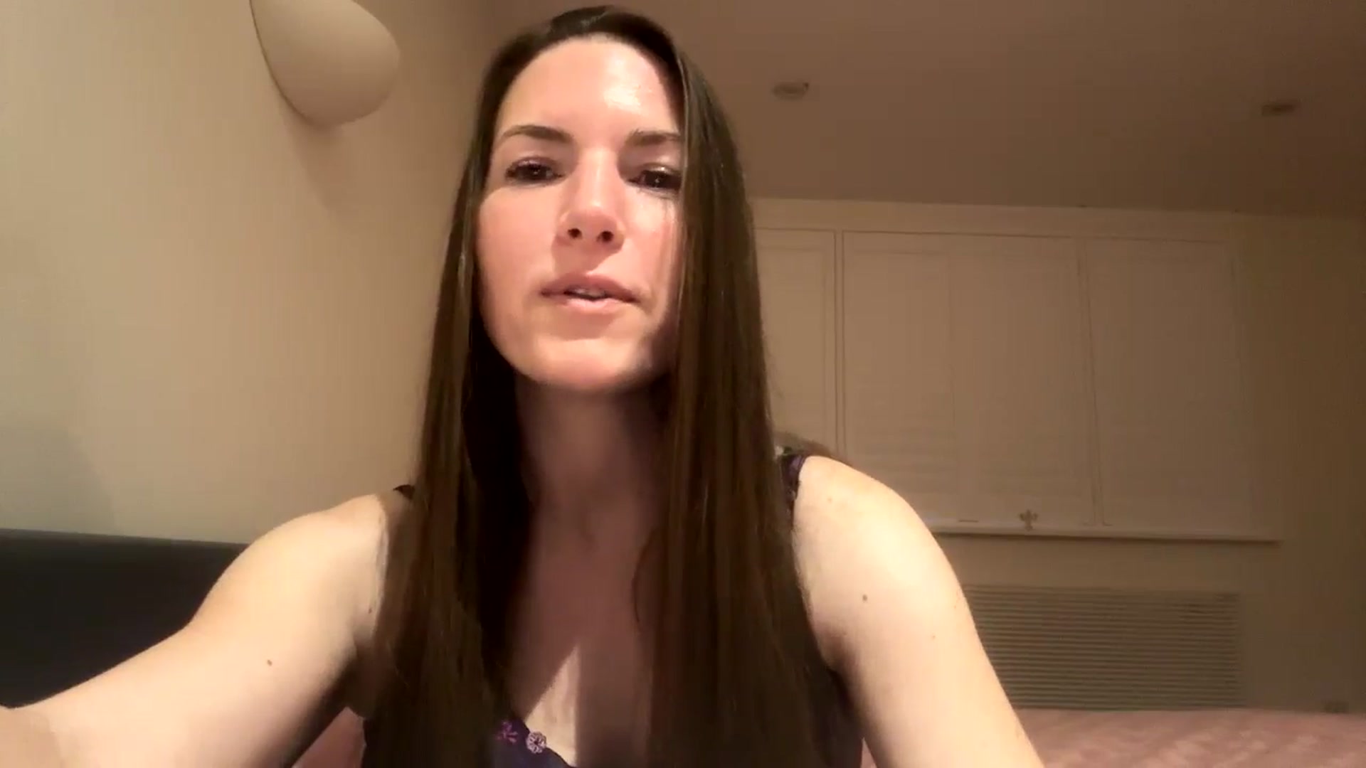 Gallery image thumbnail from Hornyharriet1's myfreecams stream on, 05/02/2024, 05:02 image 4 of 20