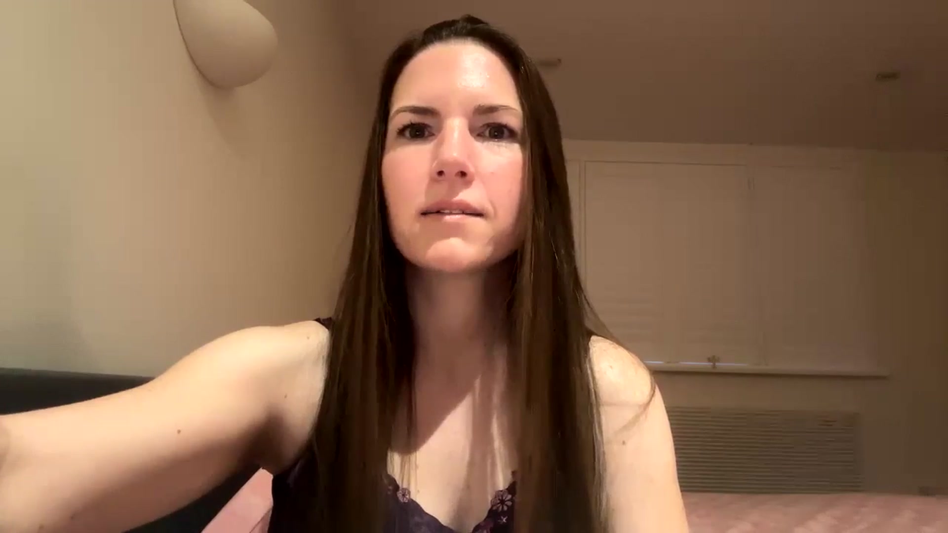 Gallery image thumbnail from Hornyharriet1's myfreecams stream on, 05/02/2024, 05:02 image 7 of 20