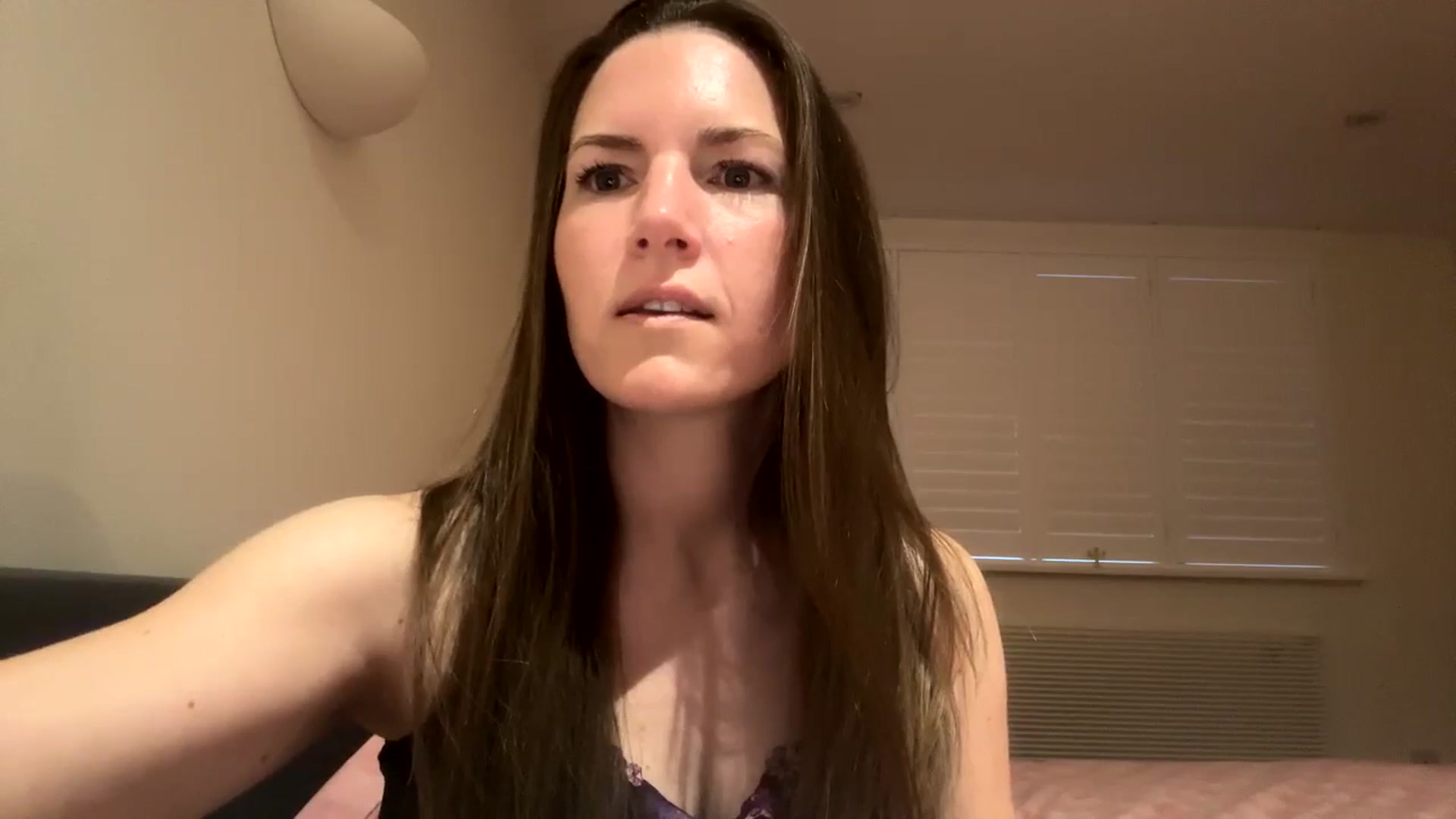Gallery image thumbnail from Hornyharriet1's myfreecams stream on, 05/02/2024, 05:02 image 15 of 20