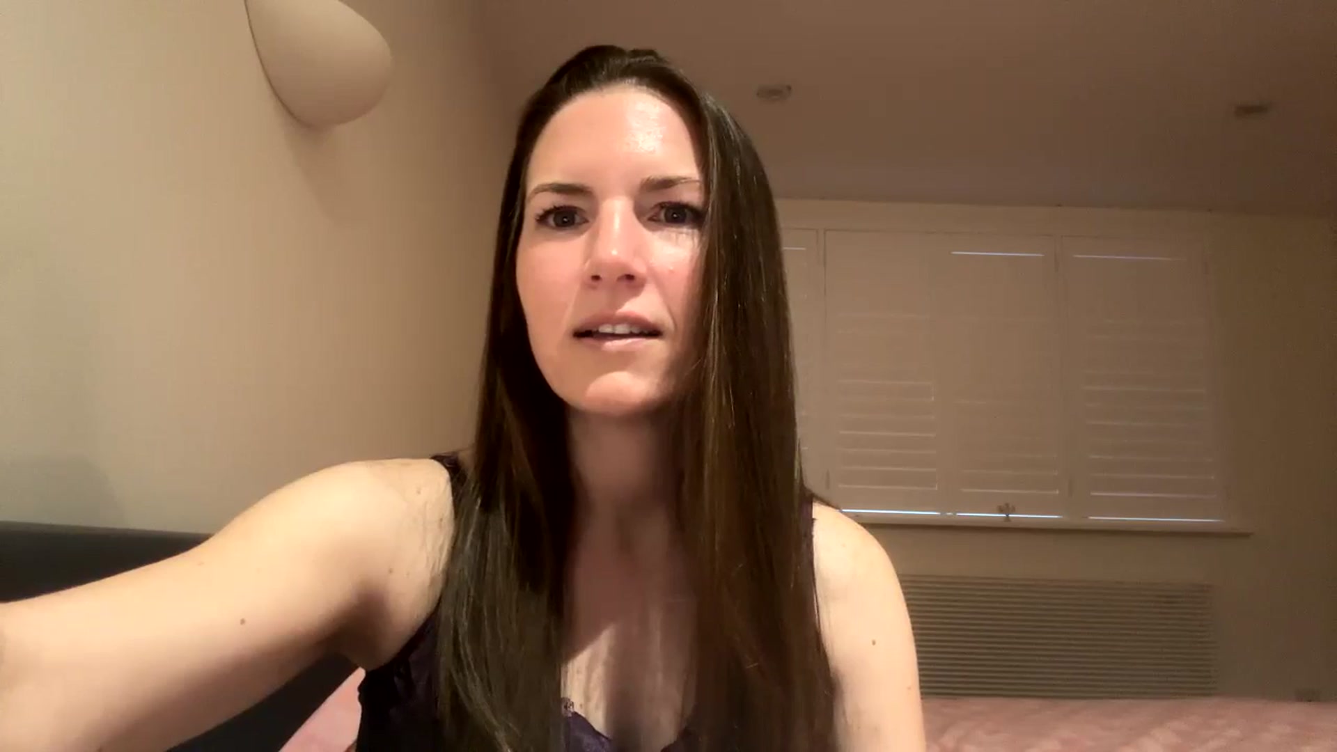 Gallery image thumbnail from Hornyharriet1's myfreecams stream on, 05/02/2024, 05:02 image 17 of 20