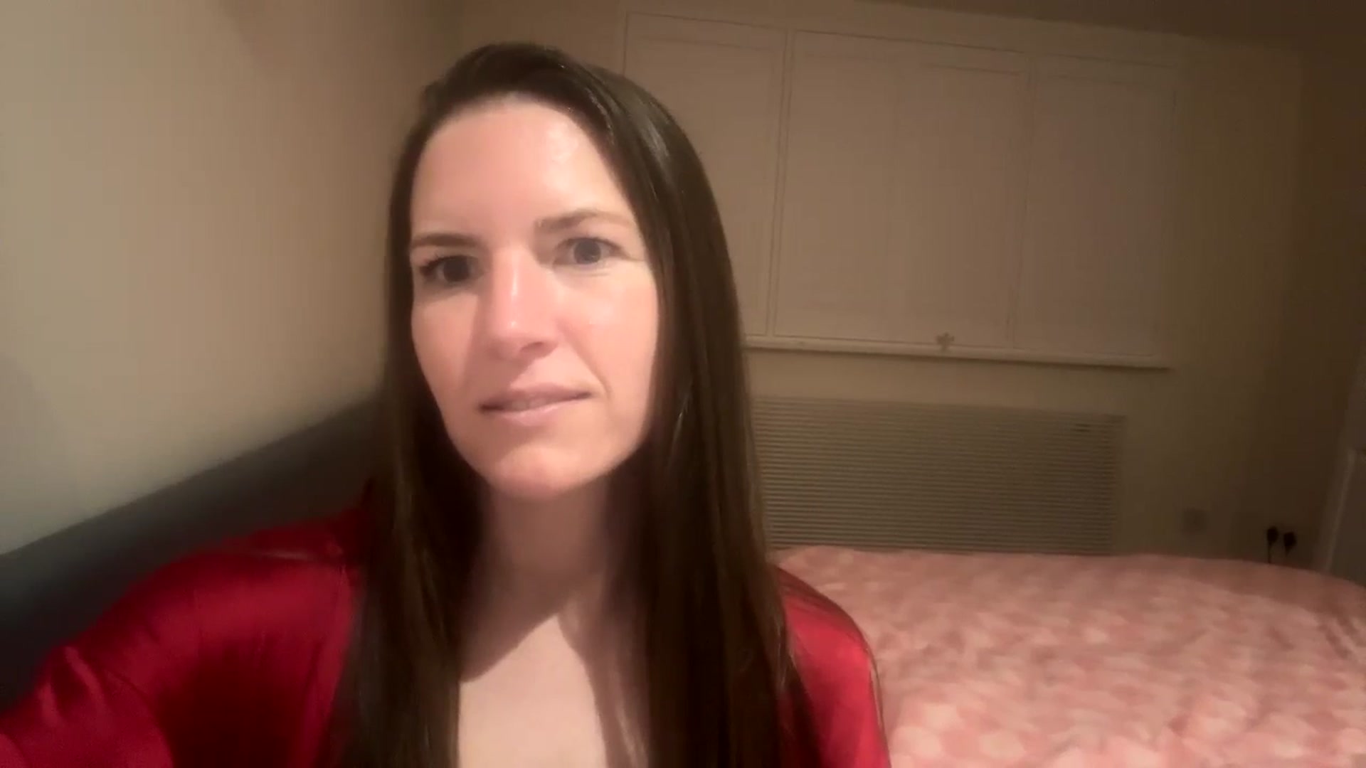 Gallery image thumbnail from Hornyharriet1's myfreecams stream on, 05/02/2024, 22:12 image 10 of 20
