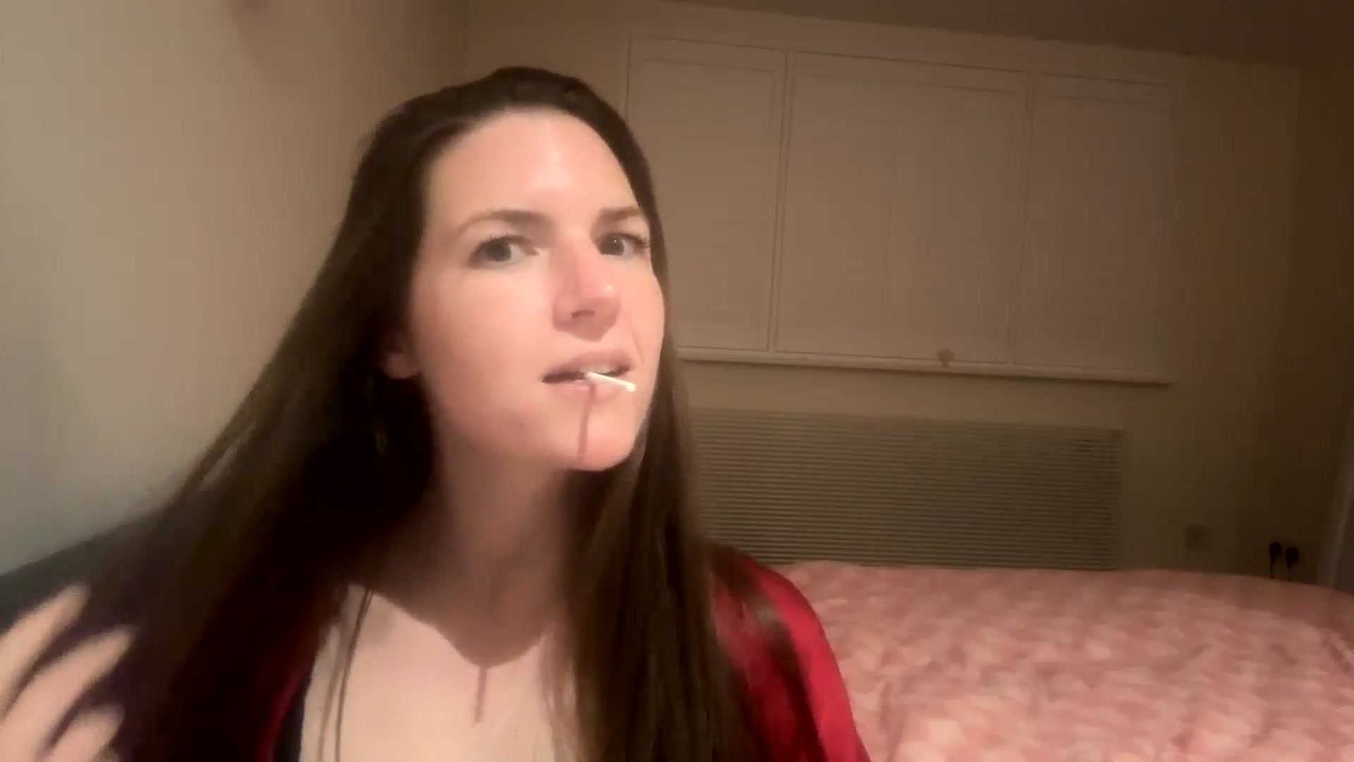Gallery image thumbnail from Hornyharriet1's myfreecams stream on, 05/02/2024, 22:12 image 9 of 20