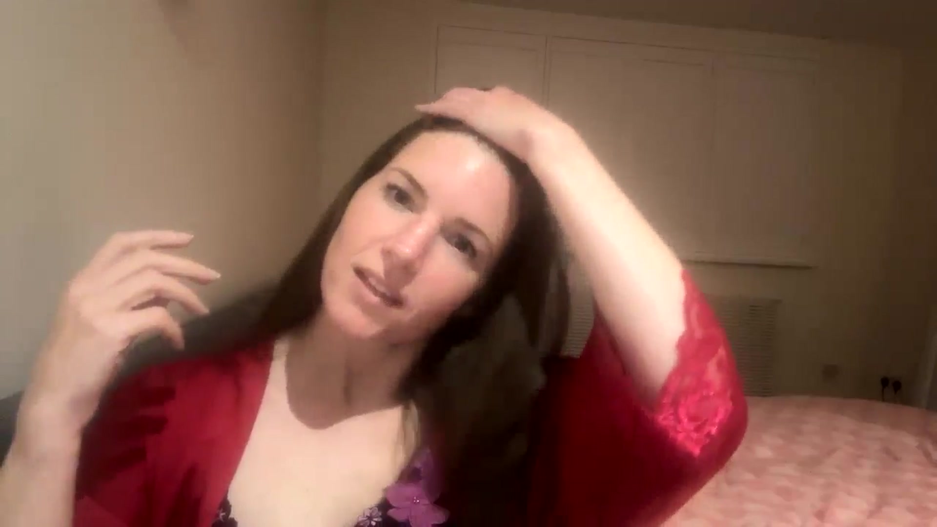 Gallery image thumbnail from Hornyharriet1's myfreecams stream on, 05/02/2024, 22:12 image 8 of 20