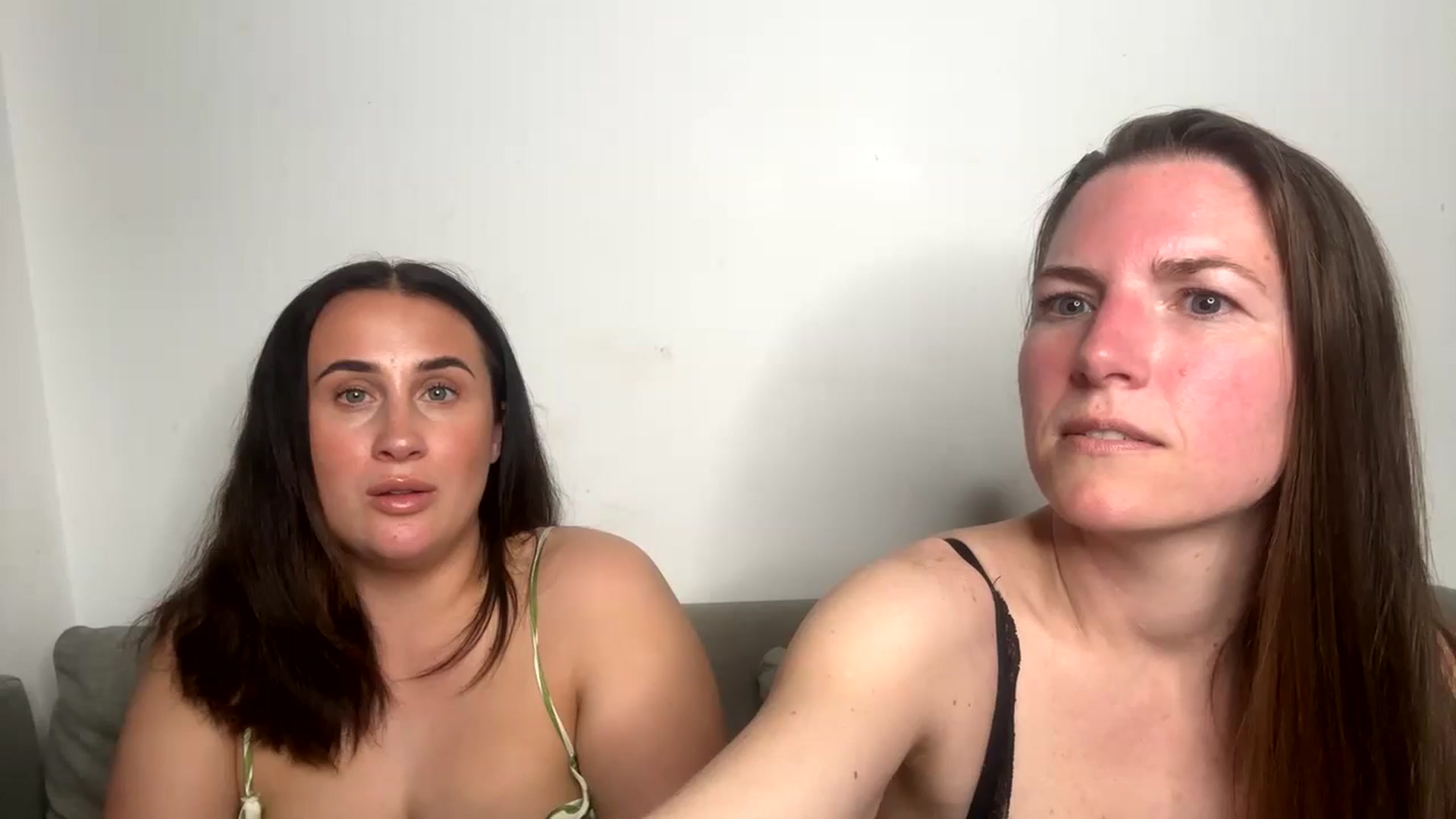 Gallery image thumbnail from Hornyharriet1's myfreecams stream on, 05/03/2024, 23:16 image 4 of 20