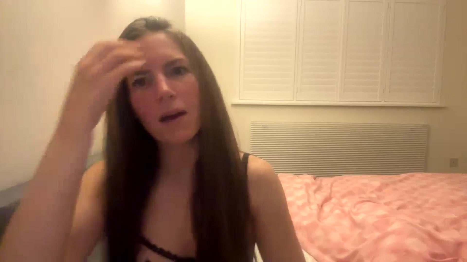 Gallery image thumbnail from Hornyharriet1's myfreecams stream on, 05/18/2024, 20:54 image 2 of 20