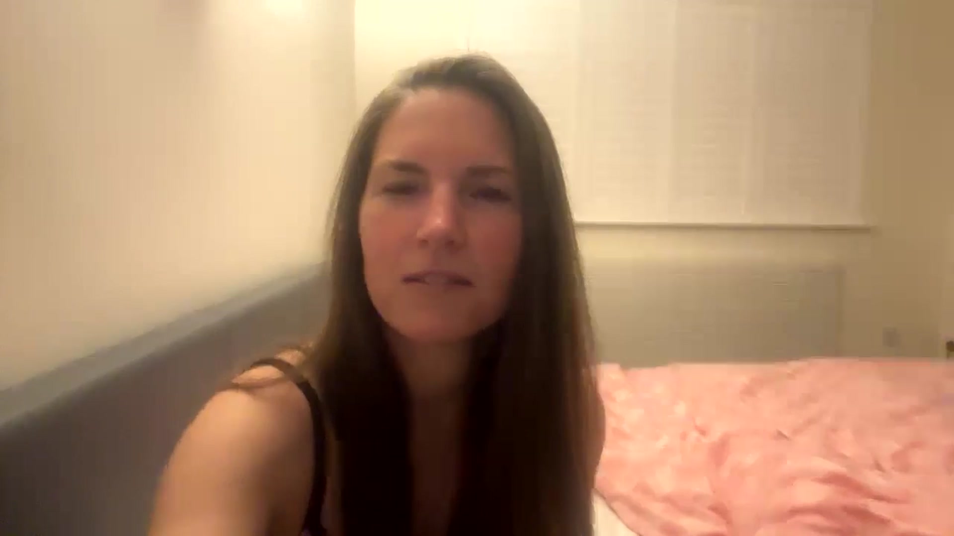 Gallery image thumbnail from Hornyharriet1's myfreecams stream on, 05/18/2024, 20:54 image 6 of 20