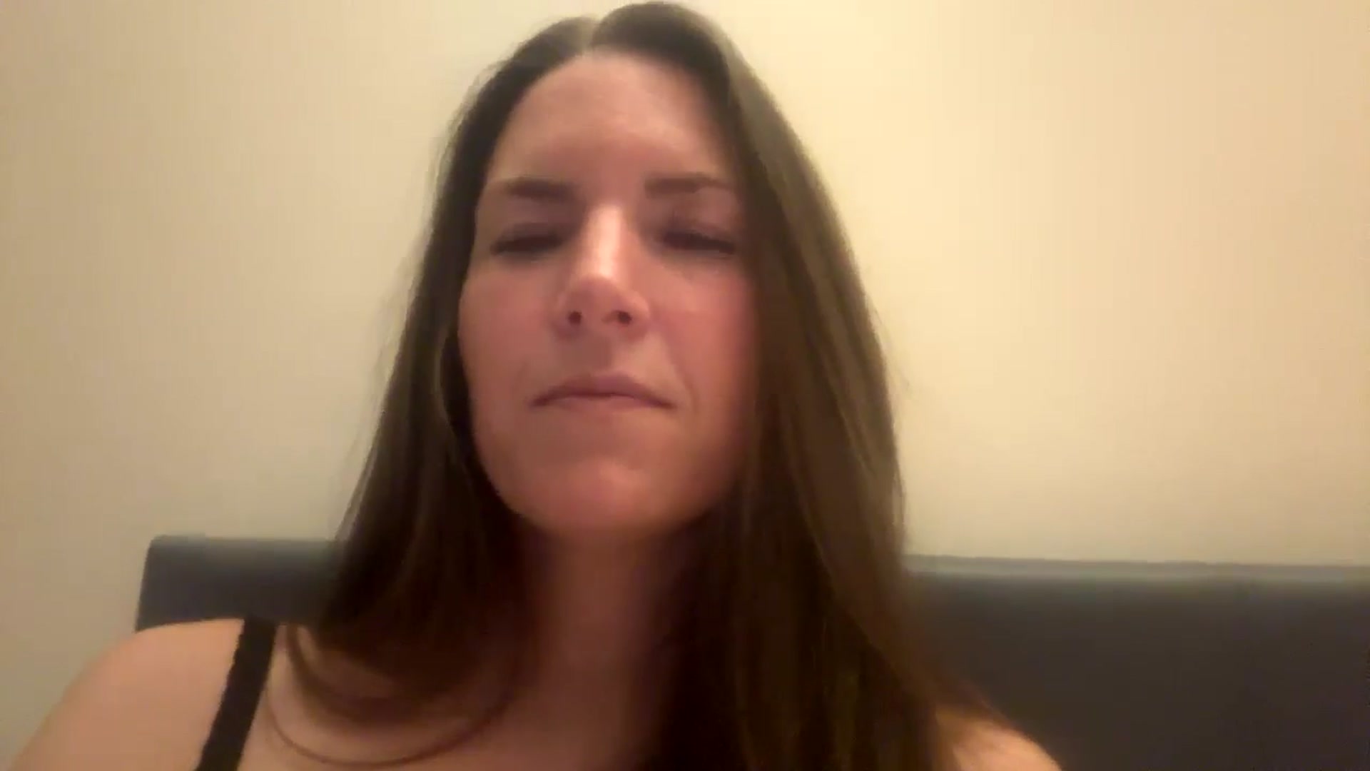 Gallery image thumbnail from Hornyharriet1's myfreecams stream on, 05/18/2024, 21:12 image 5 of 20
