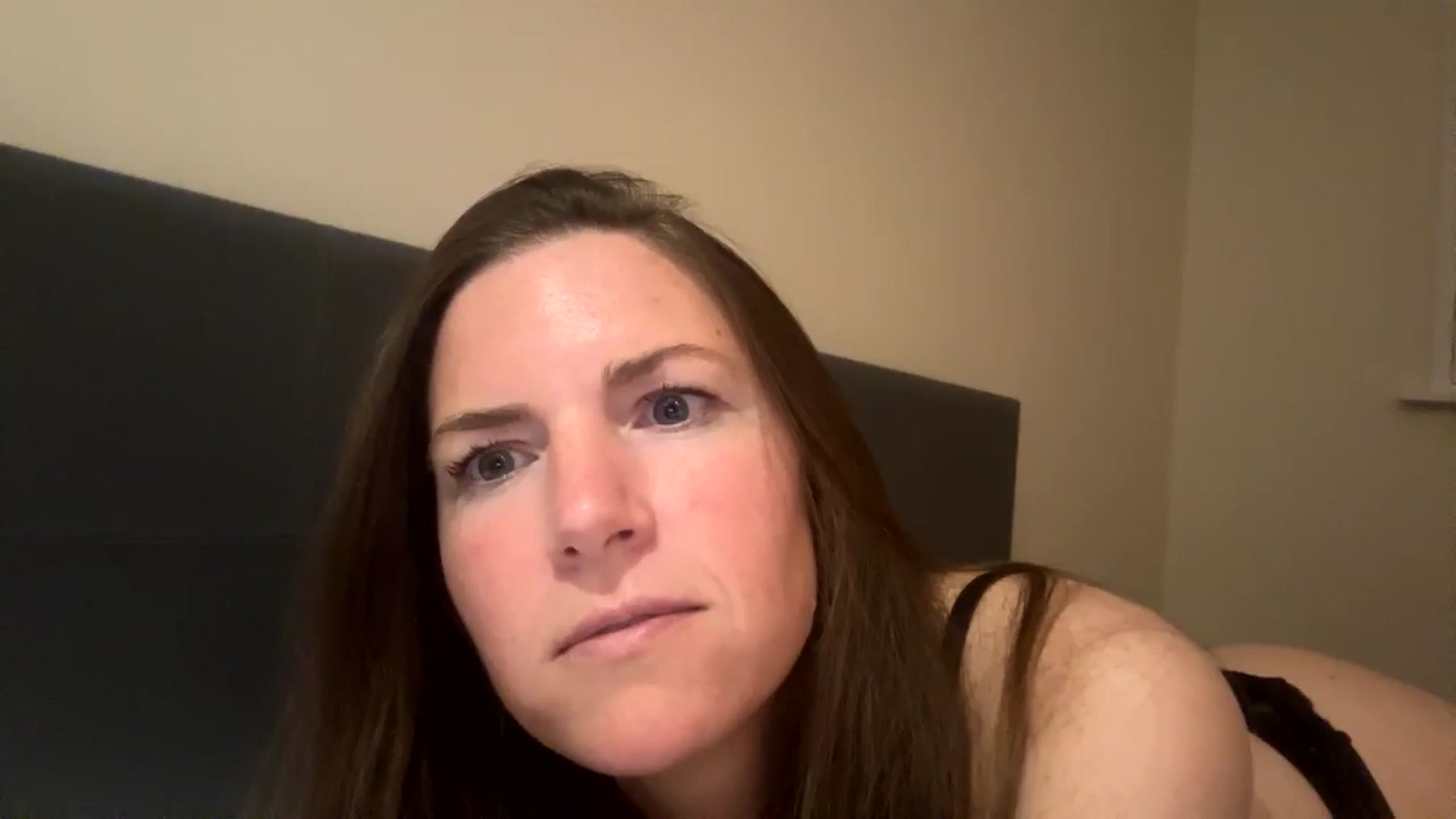 Gallery image thumbnail from Hornyharriet1's myfreecams stream on, 05/19/2024, 22:34 image 20 of 20