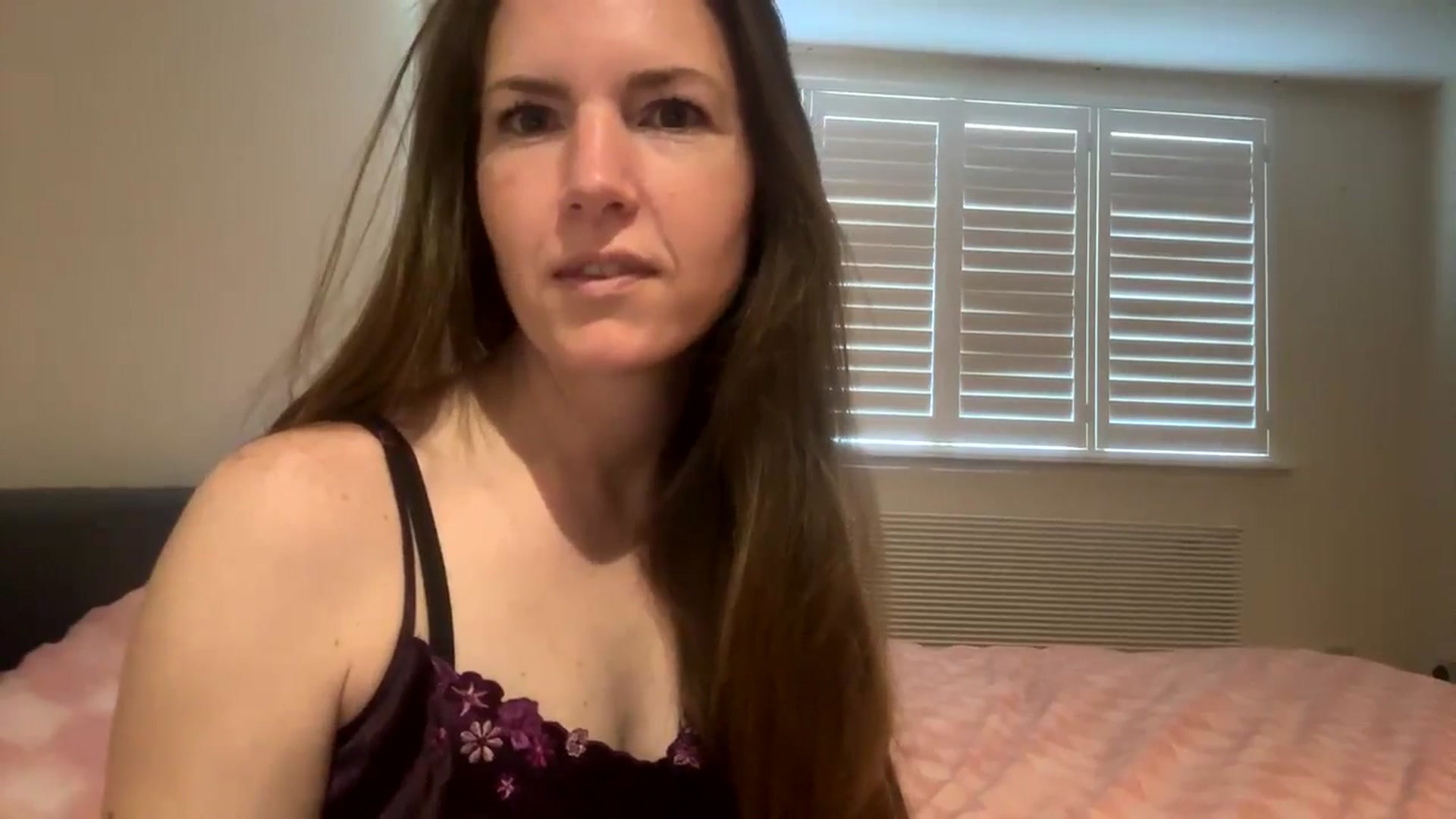 Gallery image thumbnail from Hornyharriet1's myfreecams stream on, 06/02/2024, 07:28 image 17 of 20