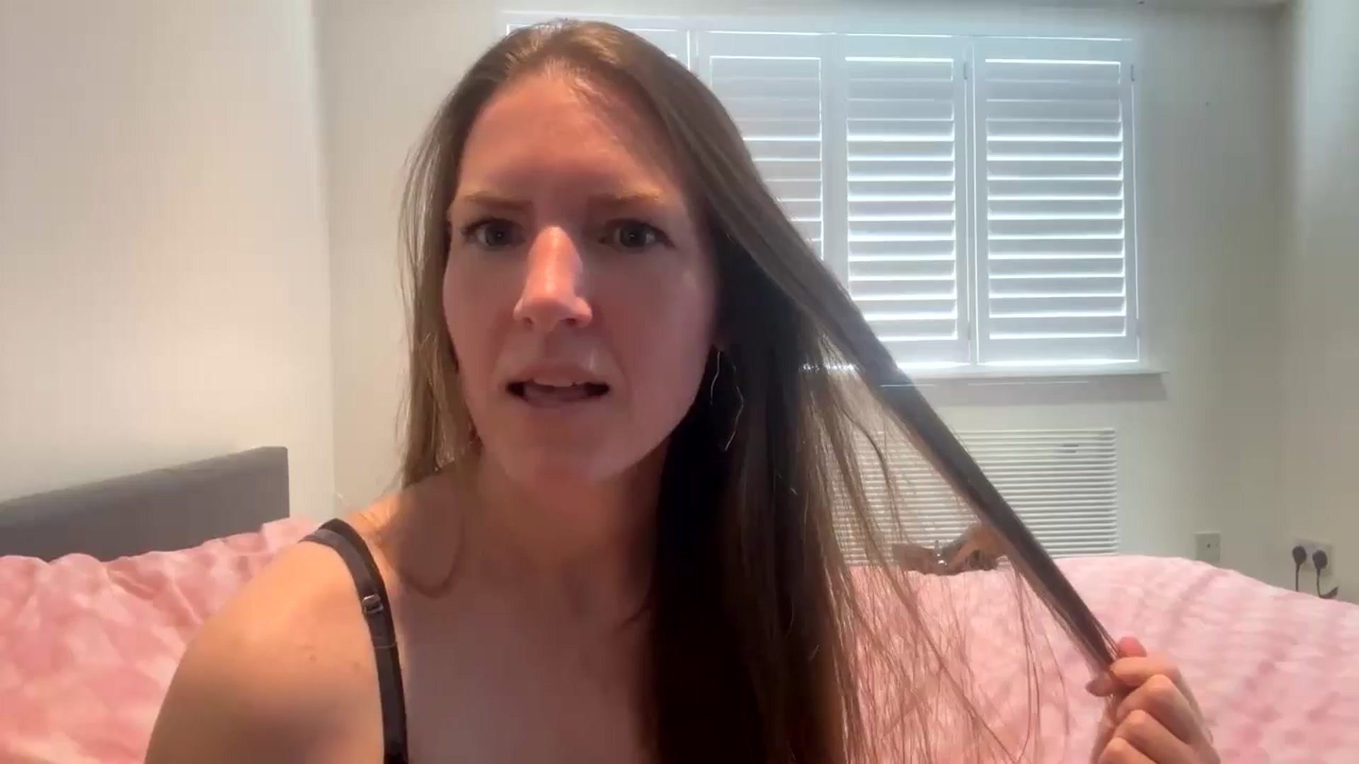 Gallery image thumbnail from Hornyharriet1's myfreecams stream on, 06/02/2024, 14:28 image 5 of 20